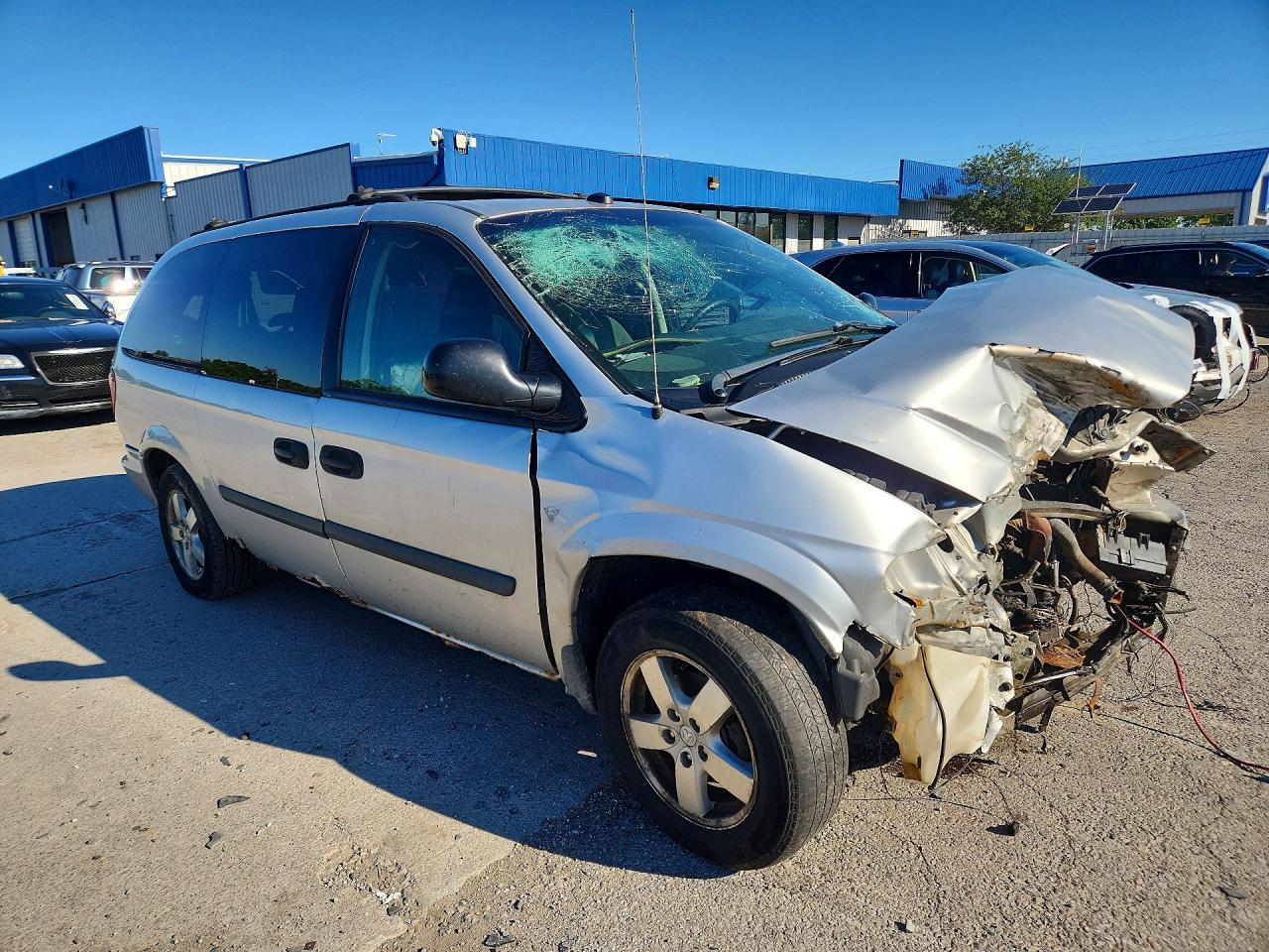 2005 Dodge Grand Caravan Se Silver vin: 1D4GP24R15B282954