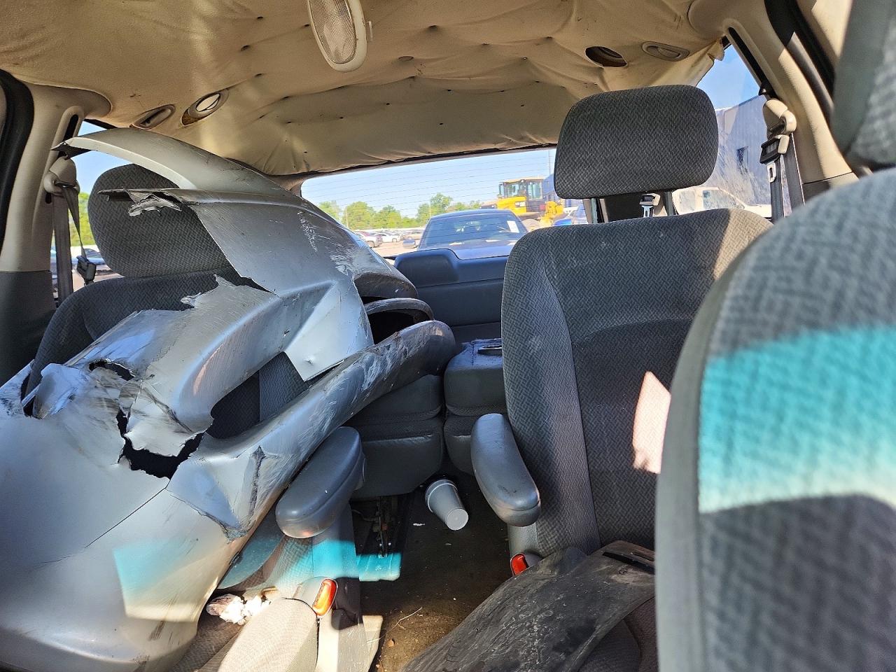 2005 Dodge Grand Caravan Se Silver vin: 1D4GP24R15B282954