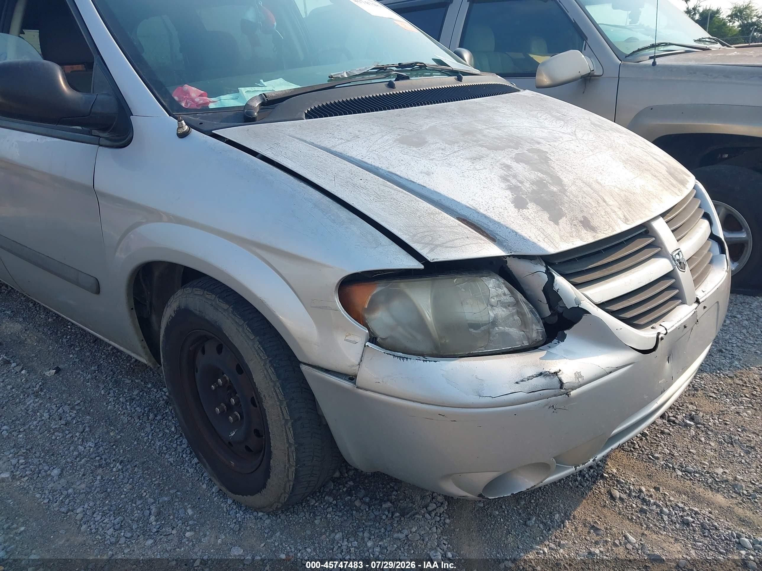 2007 Dodge Grand Caravan Se Silver vin: 1D4GP24R17B124908