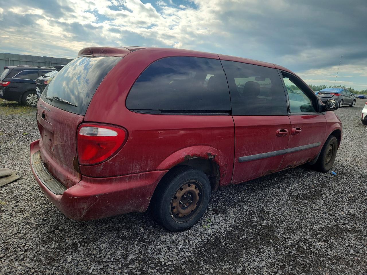 2007 Dodge Grand Caravan Se Red vin: 1D4GP24R17B235037