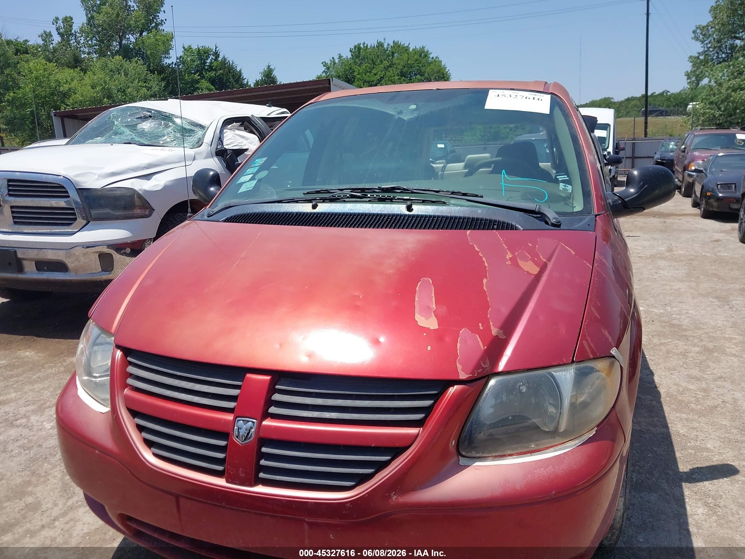 2005 Dodge Grand Caravan Se Red vin: 1D4GP24R25B116961