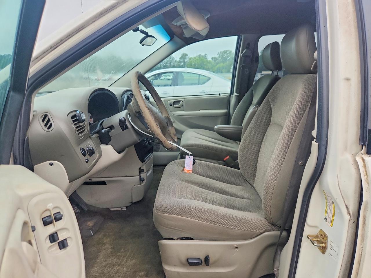 2005 Dodge Grand Caravan Se White vin: 1D4GP24R25B291761