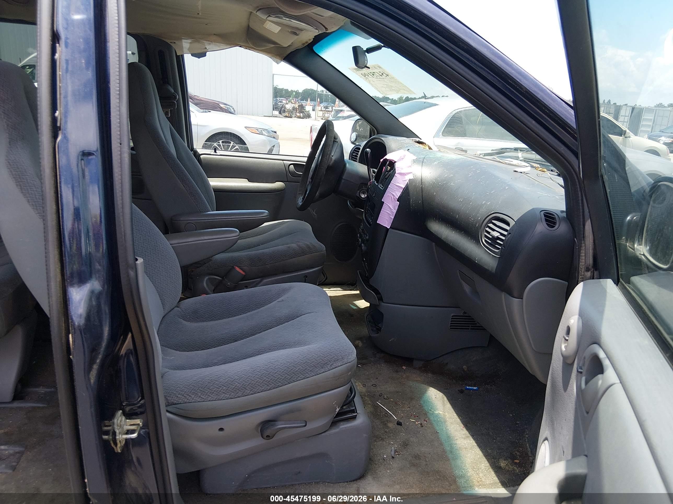 2004 Dodge Grand Caravan Se Purple vin: 1D4GP24R34B560610