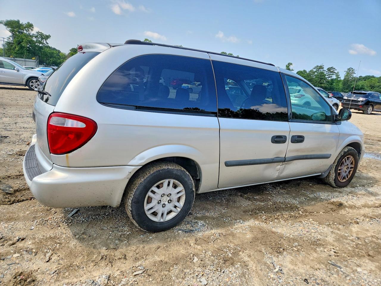 2005 Dodge Grand Caravan Se Silver vin: 1D4GP24R35B273608