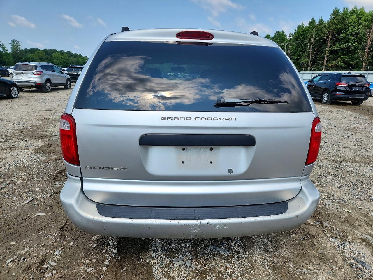 2005 Dodge Grand Caravan Se Silver vin: 1D4GP24R35B273608