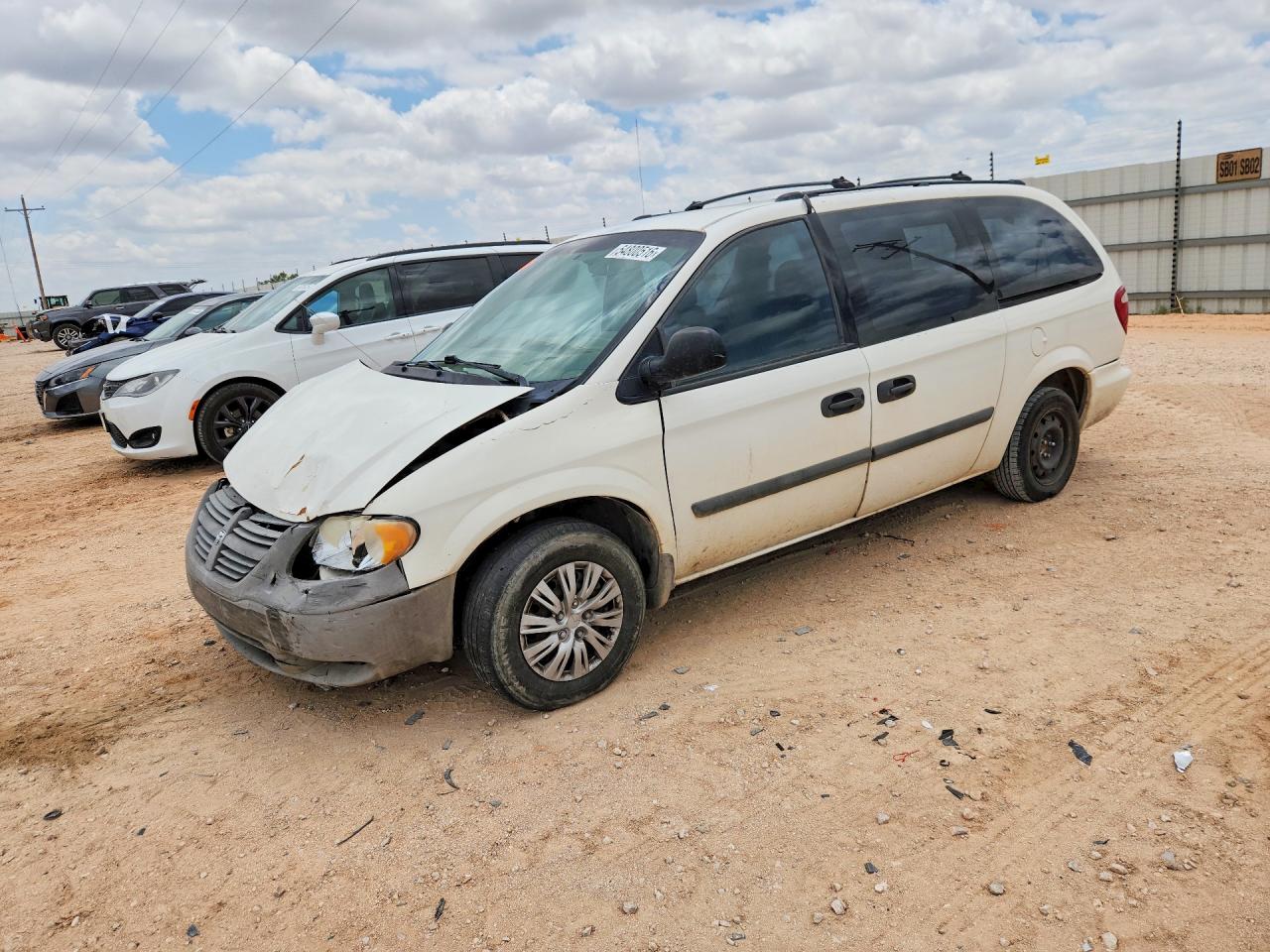 2005 Dodge Grand Caravan Se White vin: 1D4GP24R35B380660