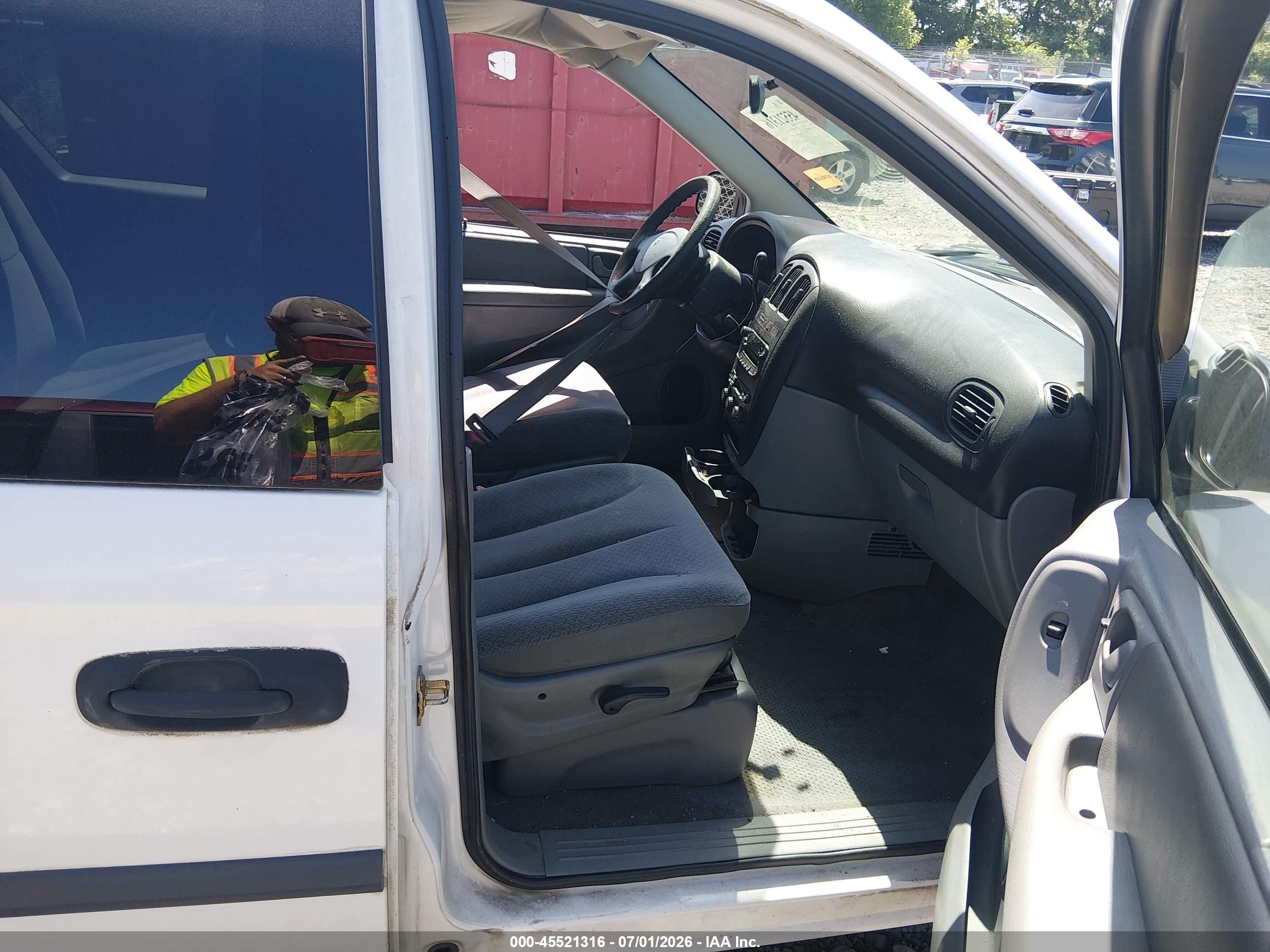 2006 Dodge Grand Caravan Se White vin: 1D4GP24R36B558522