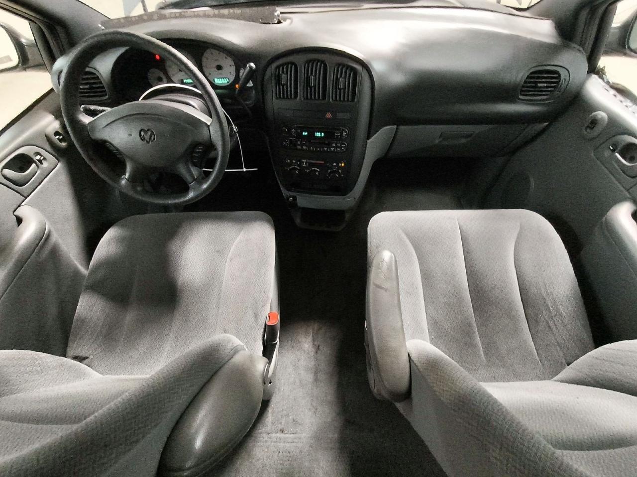 2004 Dodge Grand Caravan Se Maroon vin: 1D4GP24R44B584012
