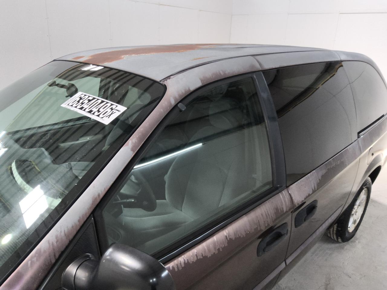 2004 Dodge Grand Caravan Se Maroon vin: 1D4GP24R44B584012 Damage: Left Drip Rail, Chipped, 10 Or More