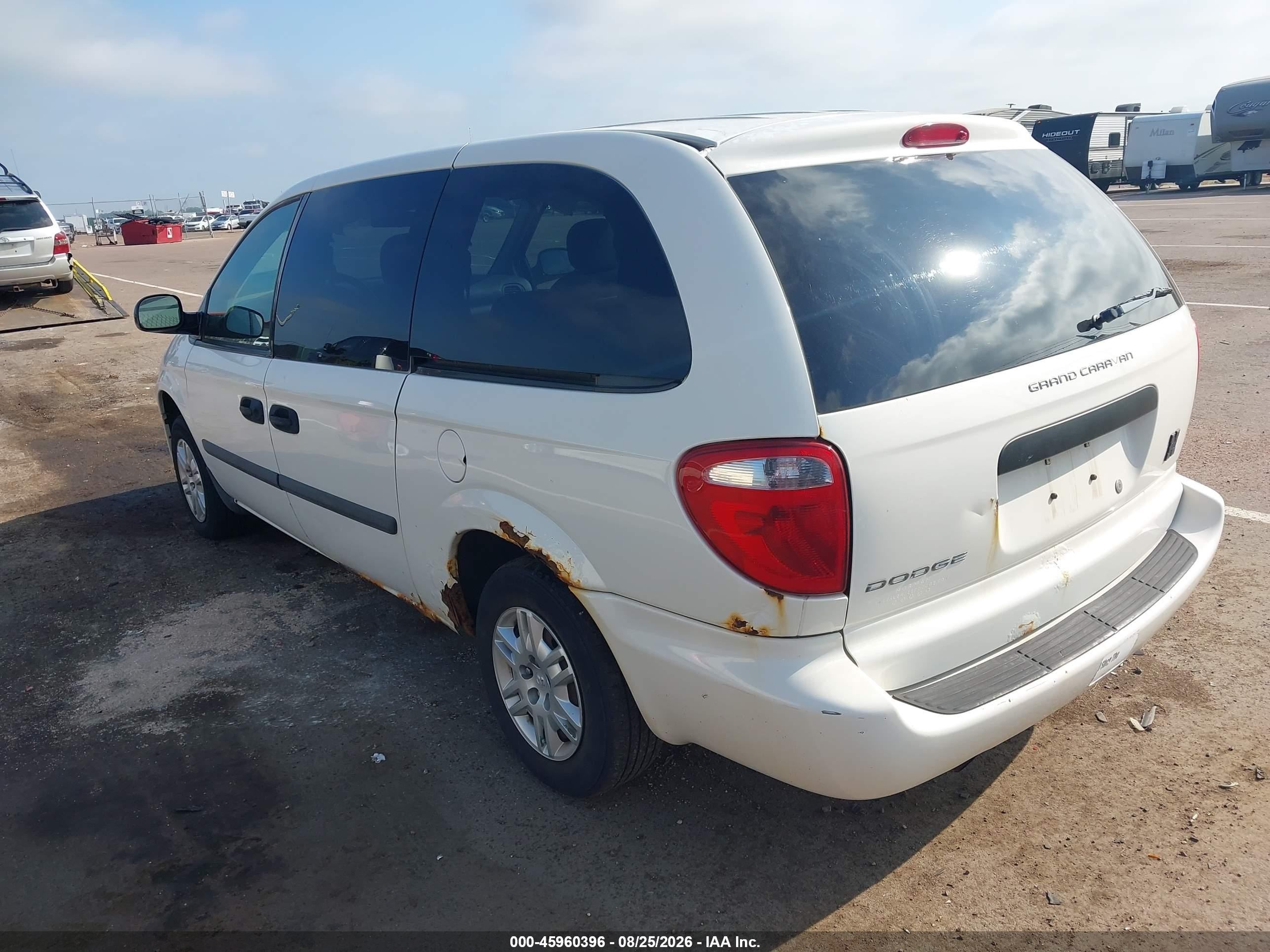 2005 Dodge Grand Caravan Se White vin: 1D4GP24R45B337008