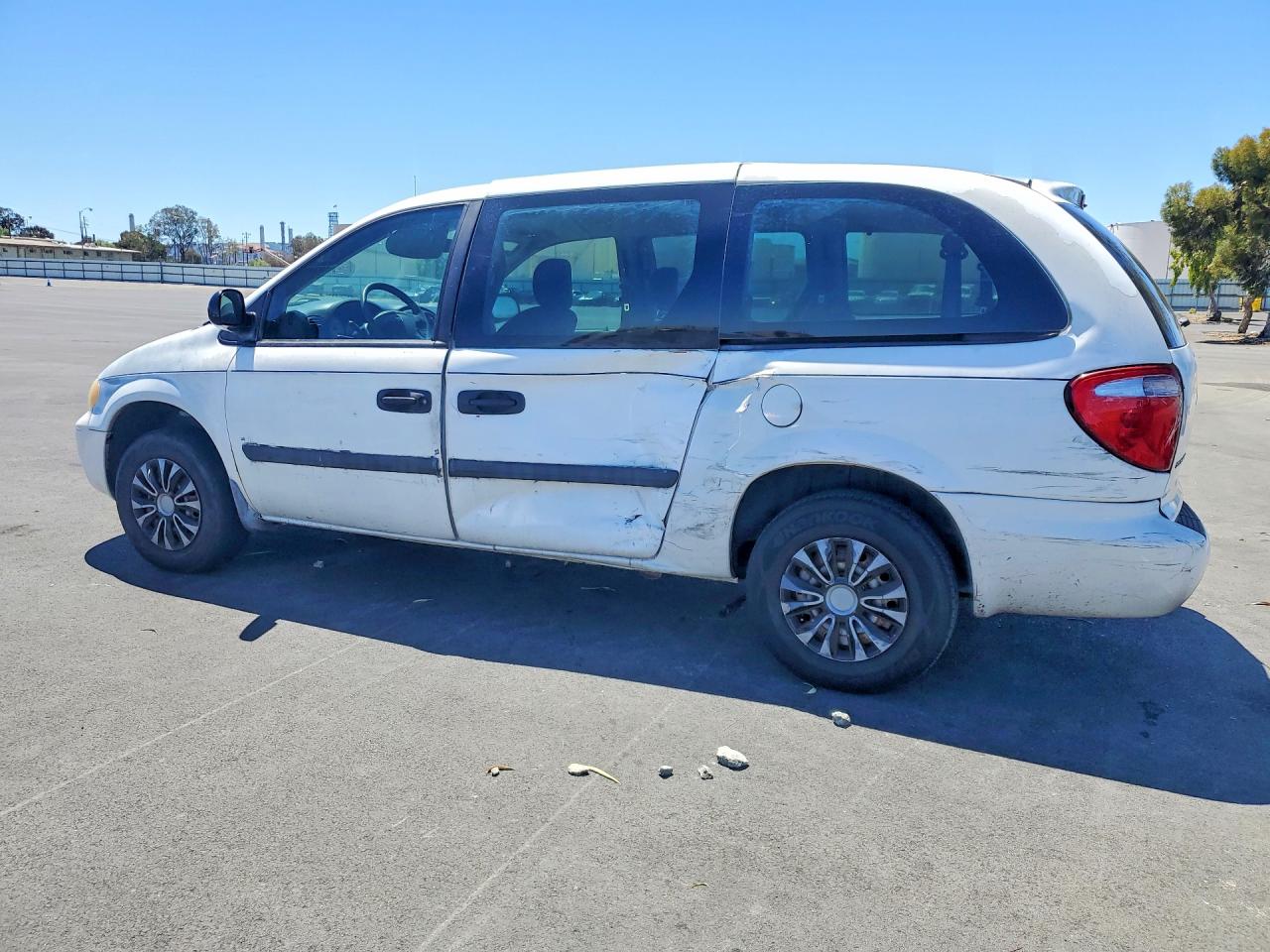 2006 Dodge Grand Caravan White vin: 1D4GP24R46B503920