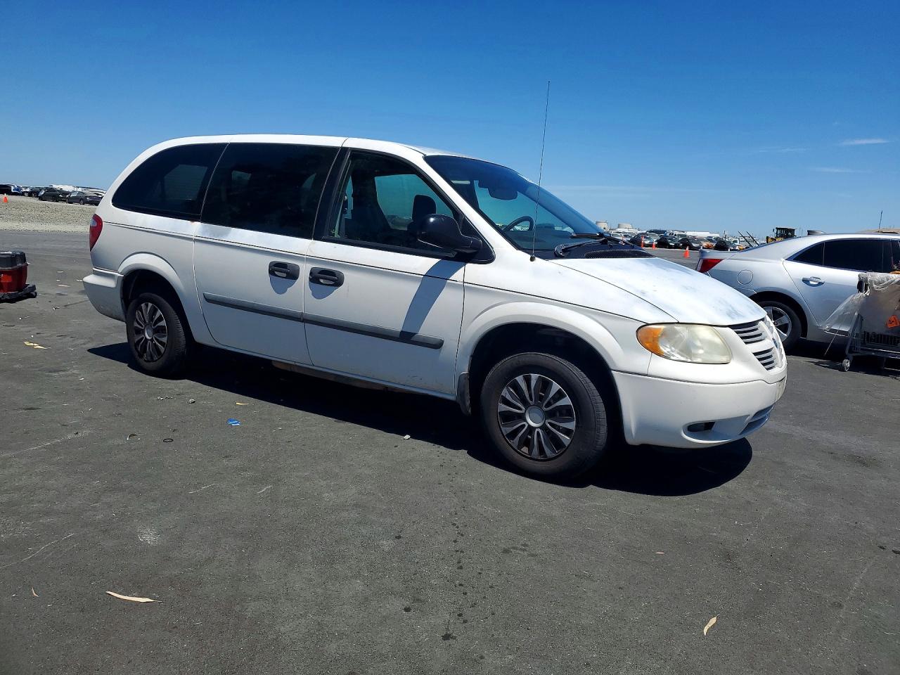 2006 Dodge Grand Caravan White vin: 1D4GP24R46B503920