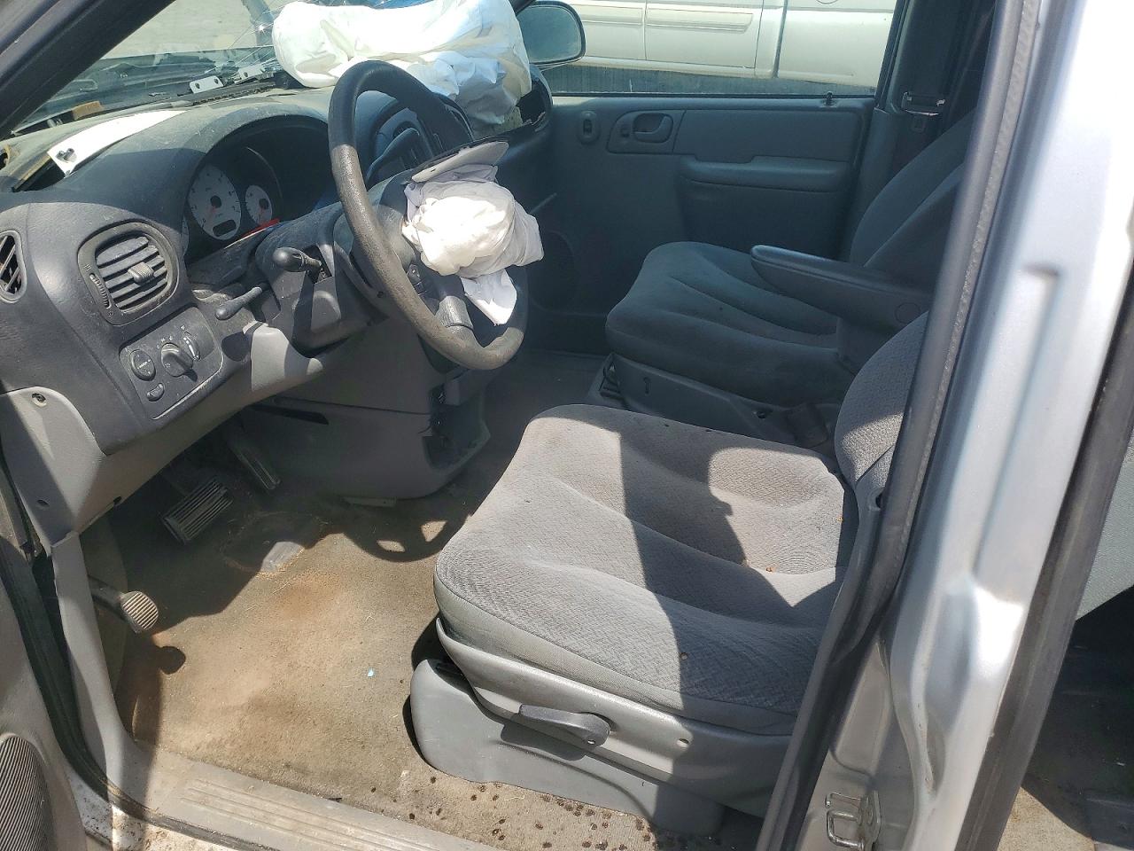 2004 Dodge Grand Caravan Silver vin: 1D4GP24R54B502997