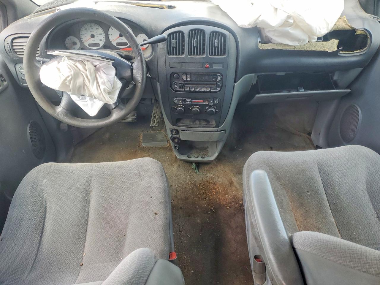 2004 Dodge Grand Caravan Silver vin: 1D4GP24R54B502997