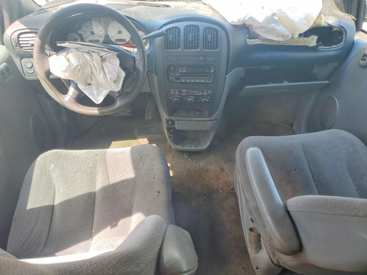 2004 Dodge Grand Caravan Silver vin: 1D4GP24R54B502997