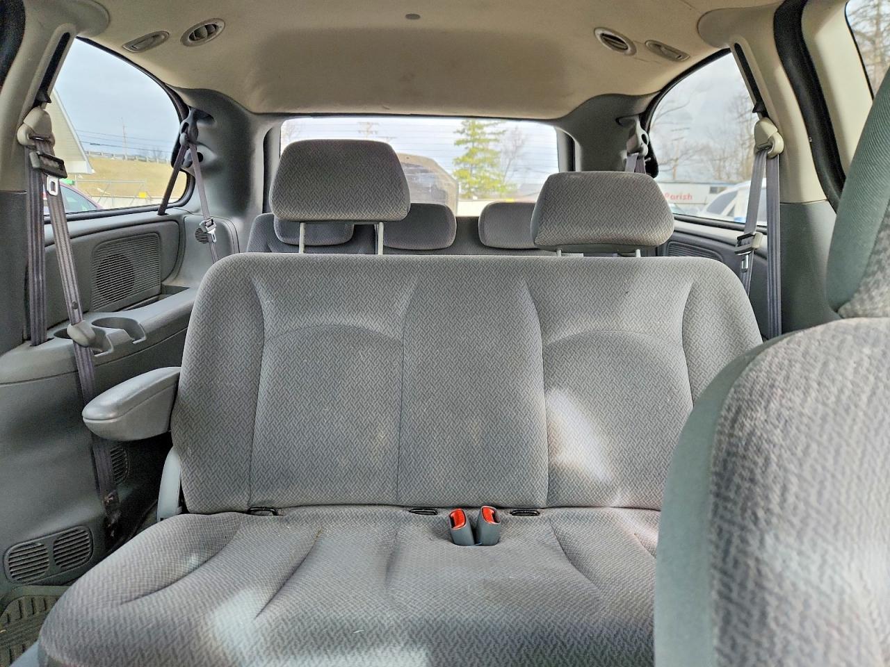 2005 Dodge Grand Caravan Teal vin: 1D4GP24R55B363360