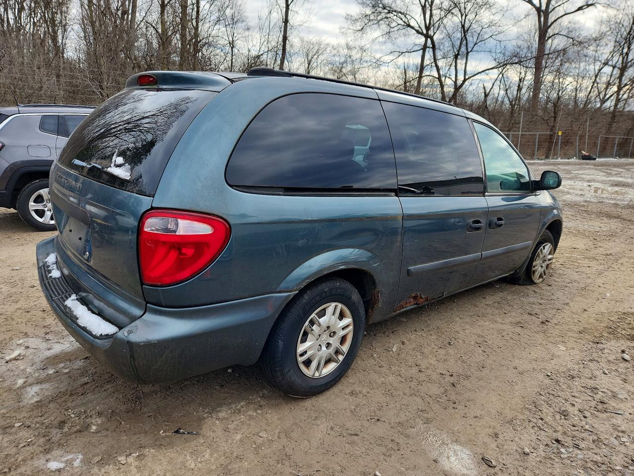 2005 Dodge Grand Caravan Teal vin: 1D4GP24R55B363360