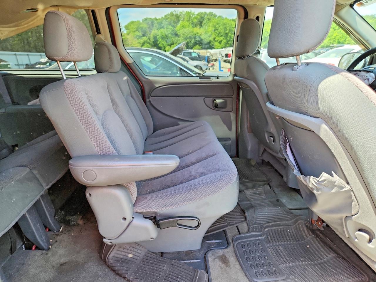 2007 Dodge Grand Caravan Se Red vin: 1D4GP24R57B166188