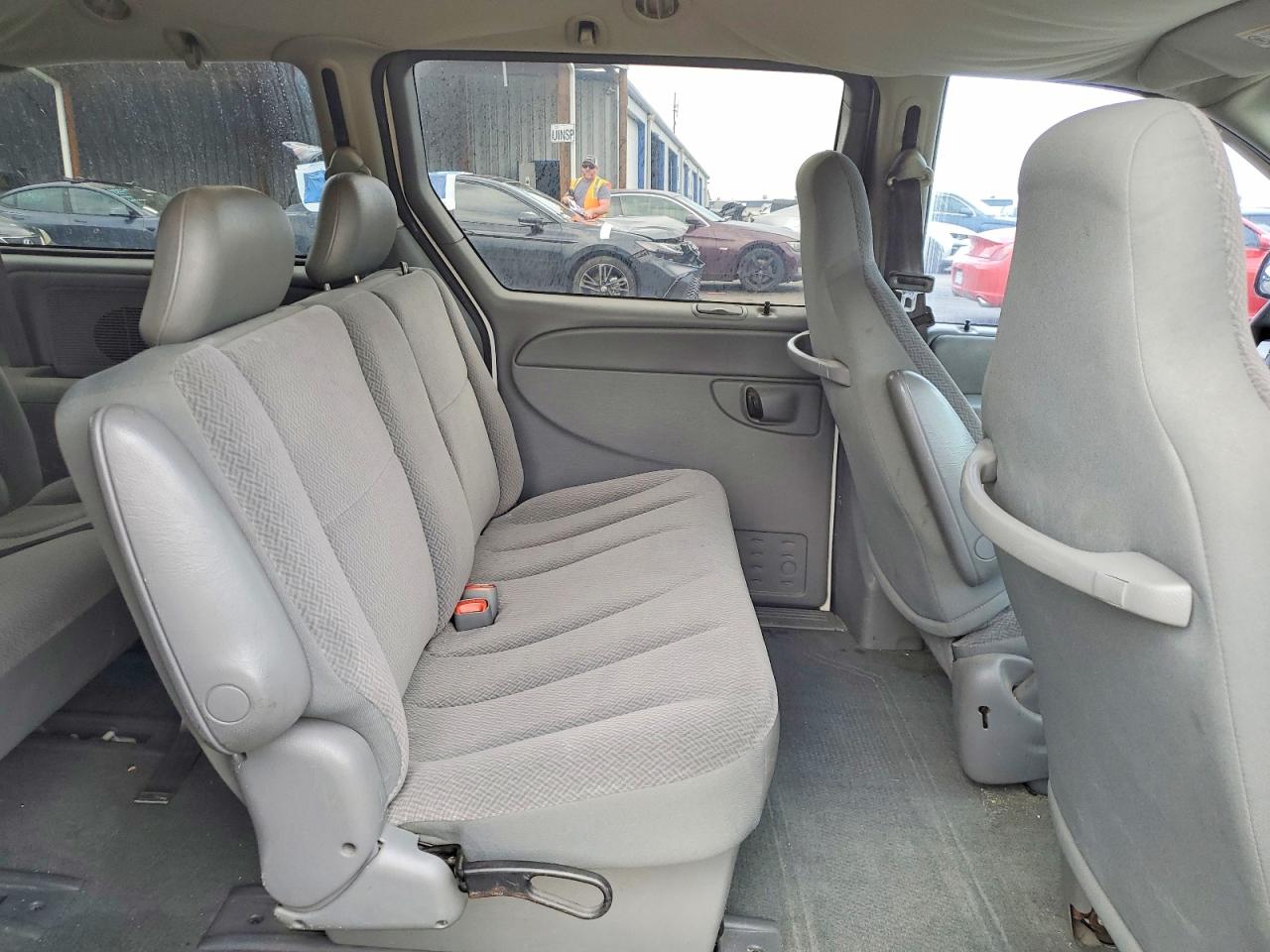 2005 Dodge Grand Caravan Se White vin: 1D4GP24R65B186978
