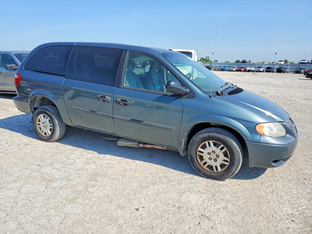 2006 Dodge Grand Caravan Wheelchair Van-pri Fleet Turquoise vin: 1D4GP24R66B510951