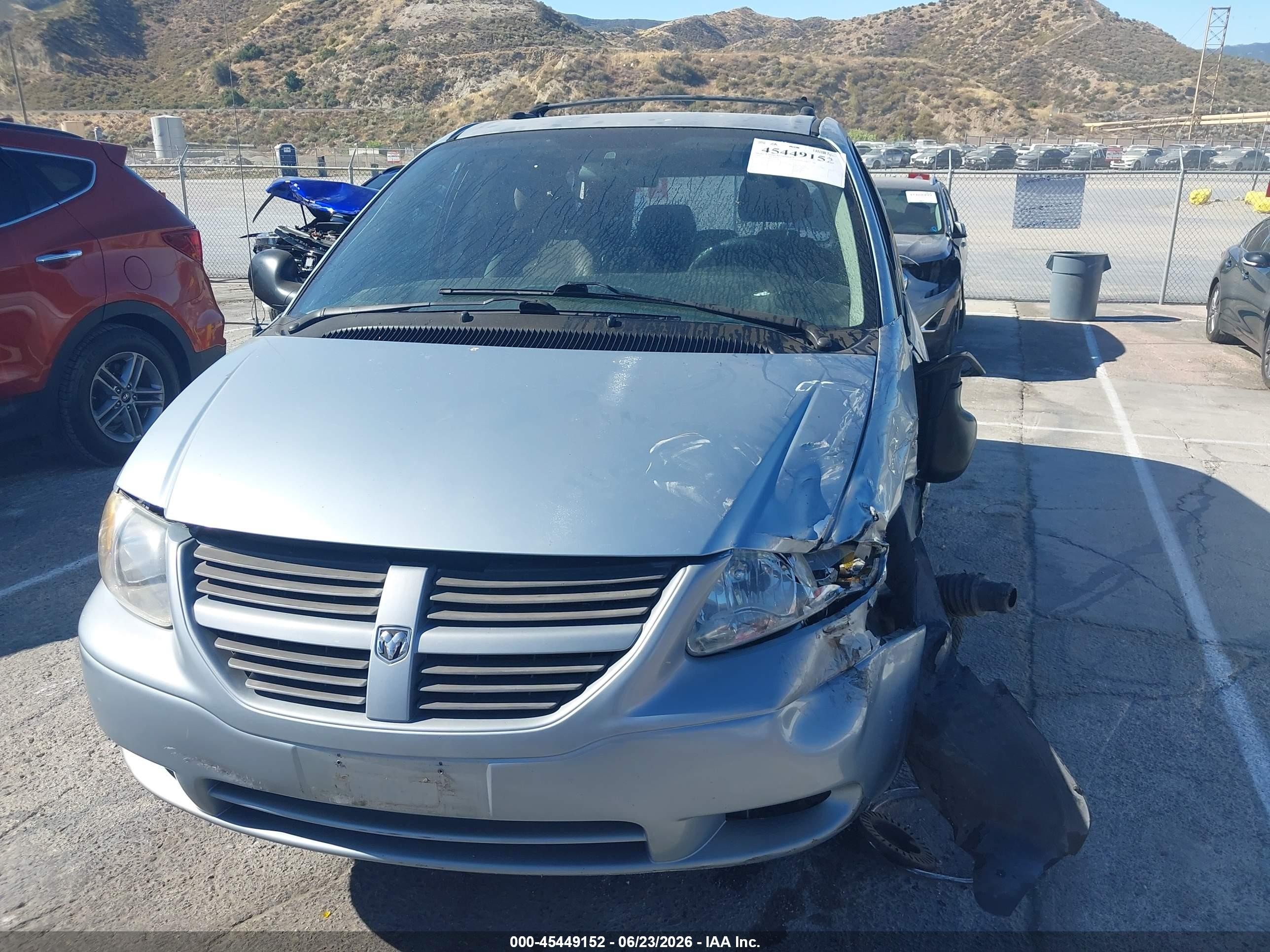 2006 Dodge Grand Caravan Se Light Blue vin: 1D4GP24R66B520086
