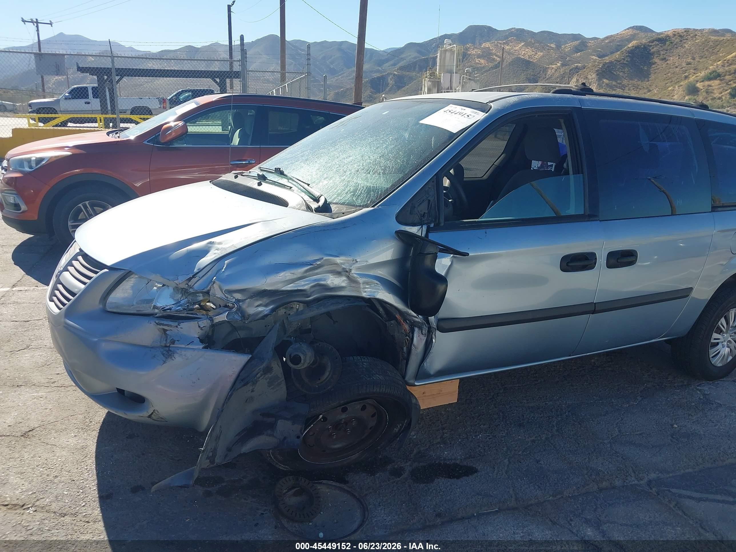 2006 Dodge Grand Caravan Se Light Blue vin: 1D4GP24R66B520086