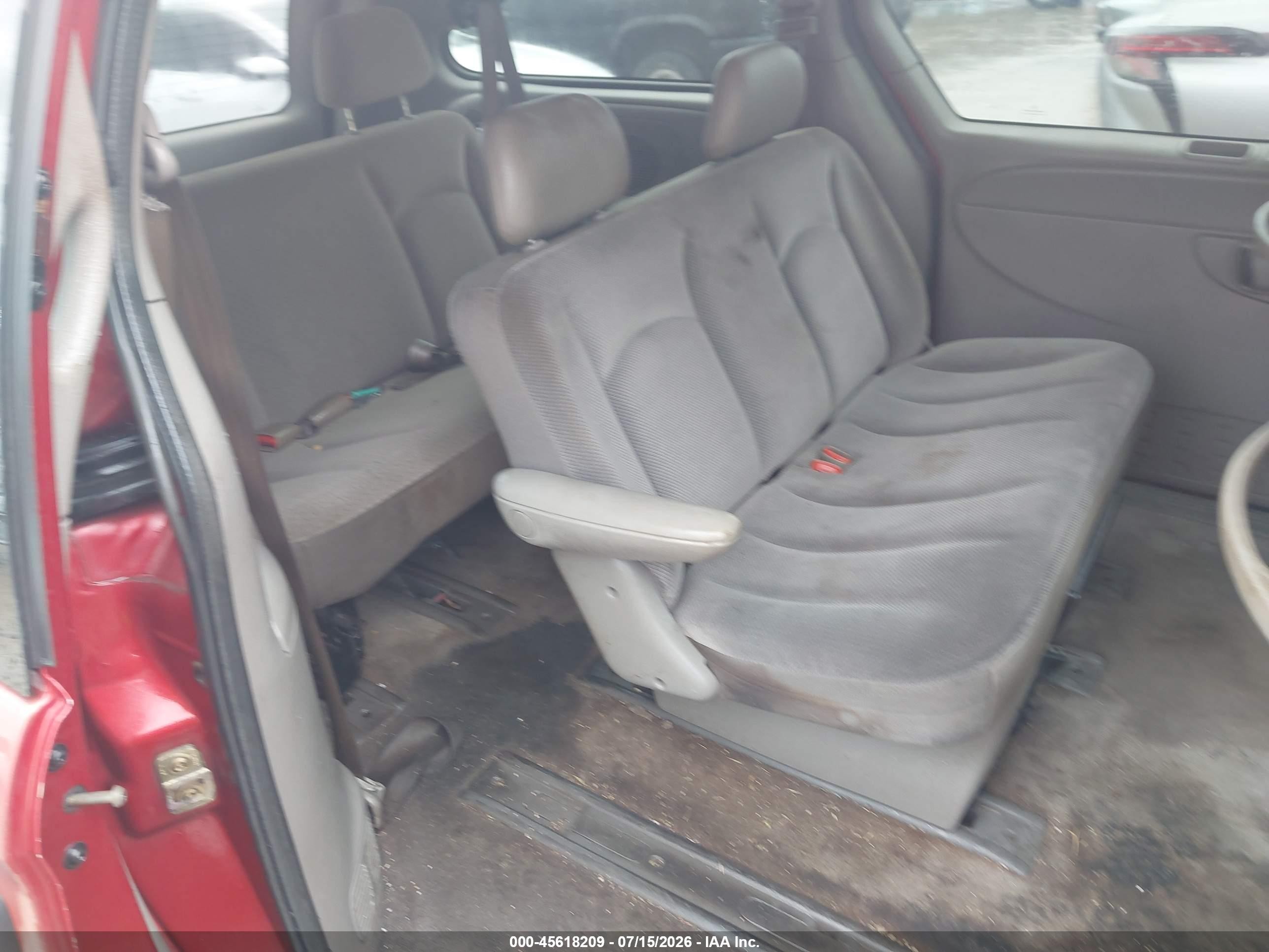 2003 Dodge Grand Caravan Se Maroon vin: 1D4GP24R73B333662