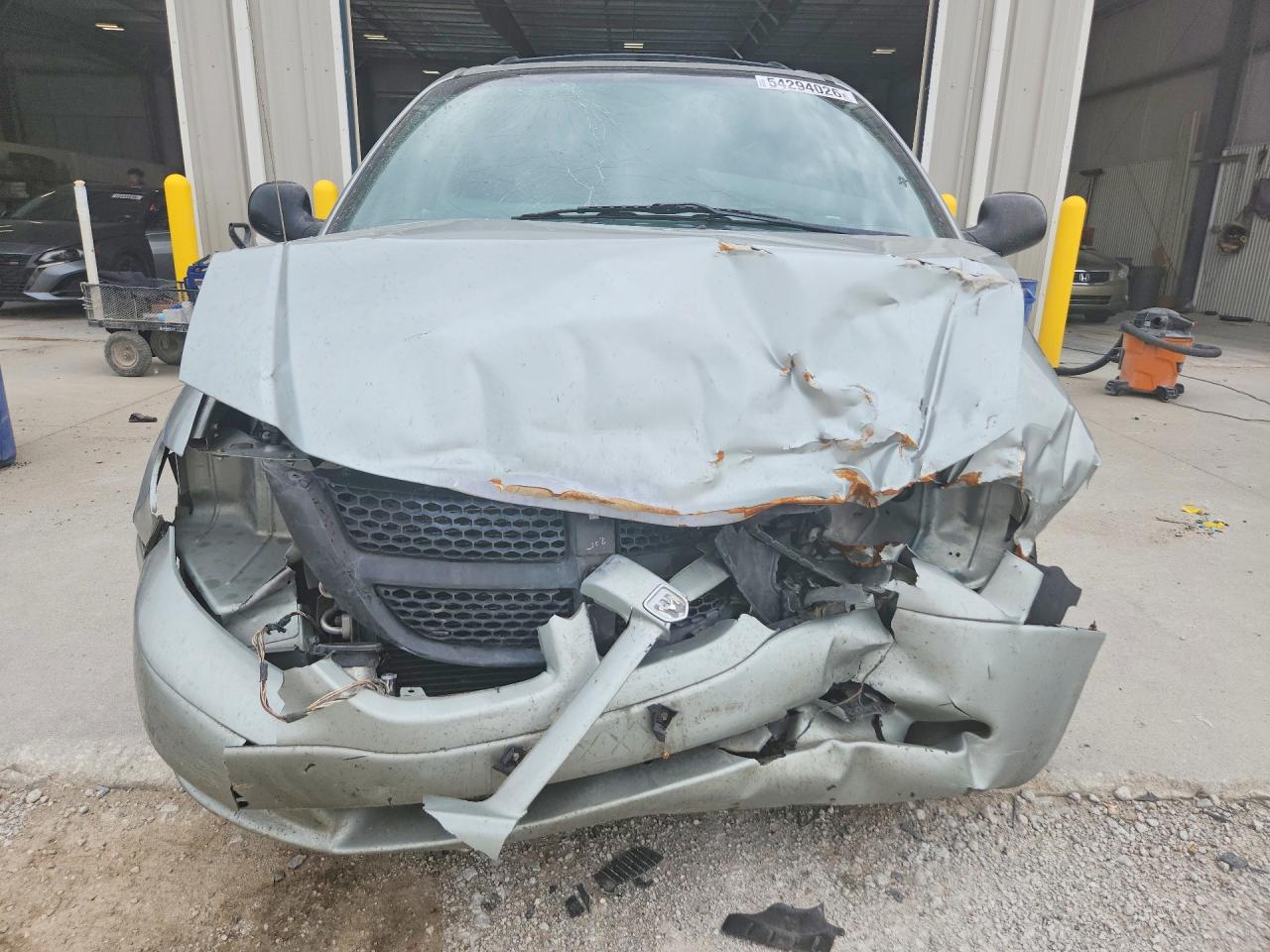 2004 Dodge Grand Caravan Se Silver vin: 1D4GP24R74B569987