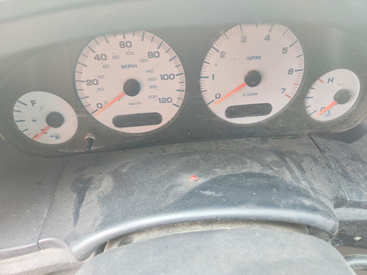 2004 Dodge Grand Caravan Se Silver vin: 1D4GP24R74B569987