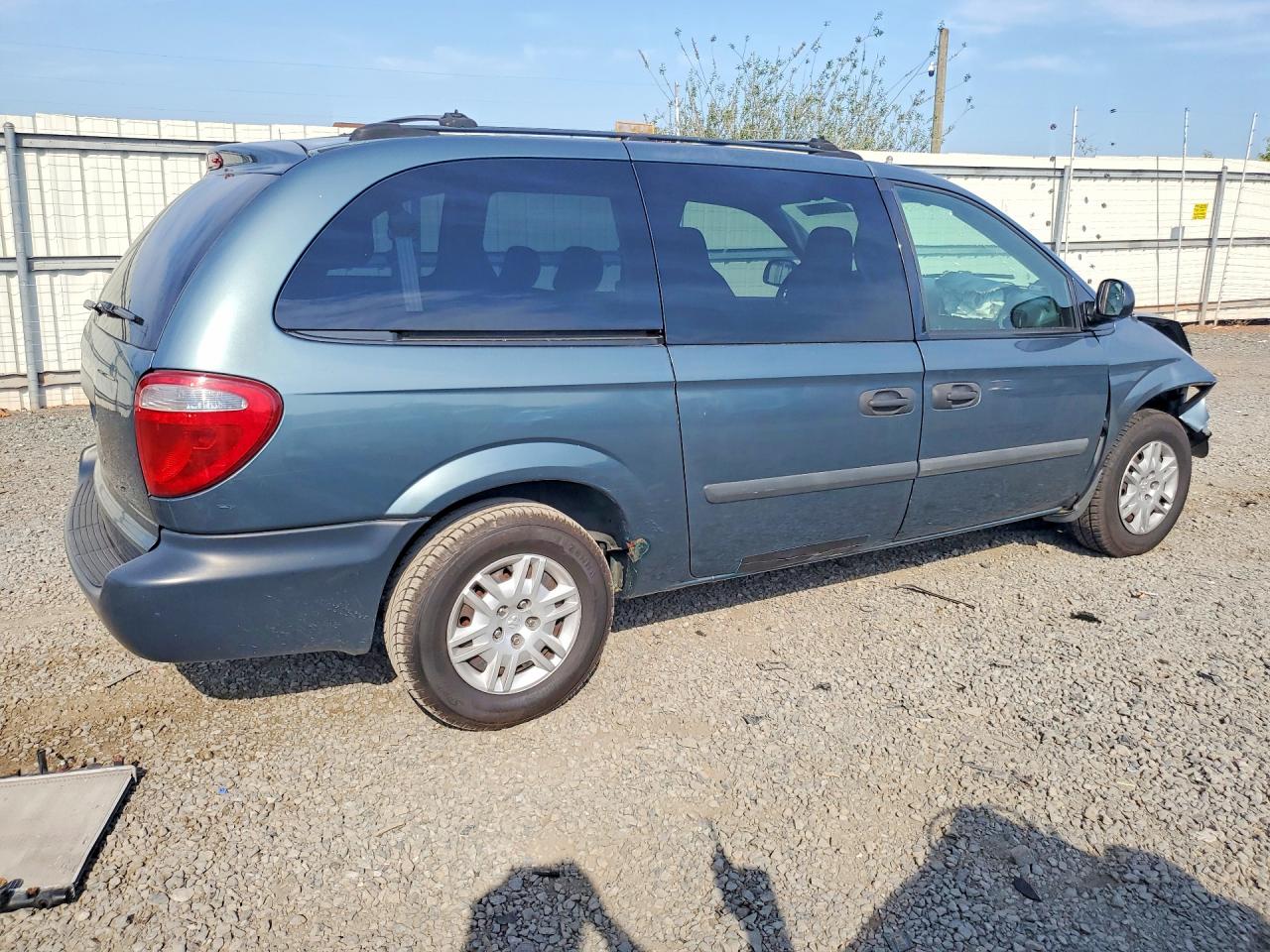 2005 Dodge Grand Caravan Se Teal vin: 1D4GP24R75B220622