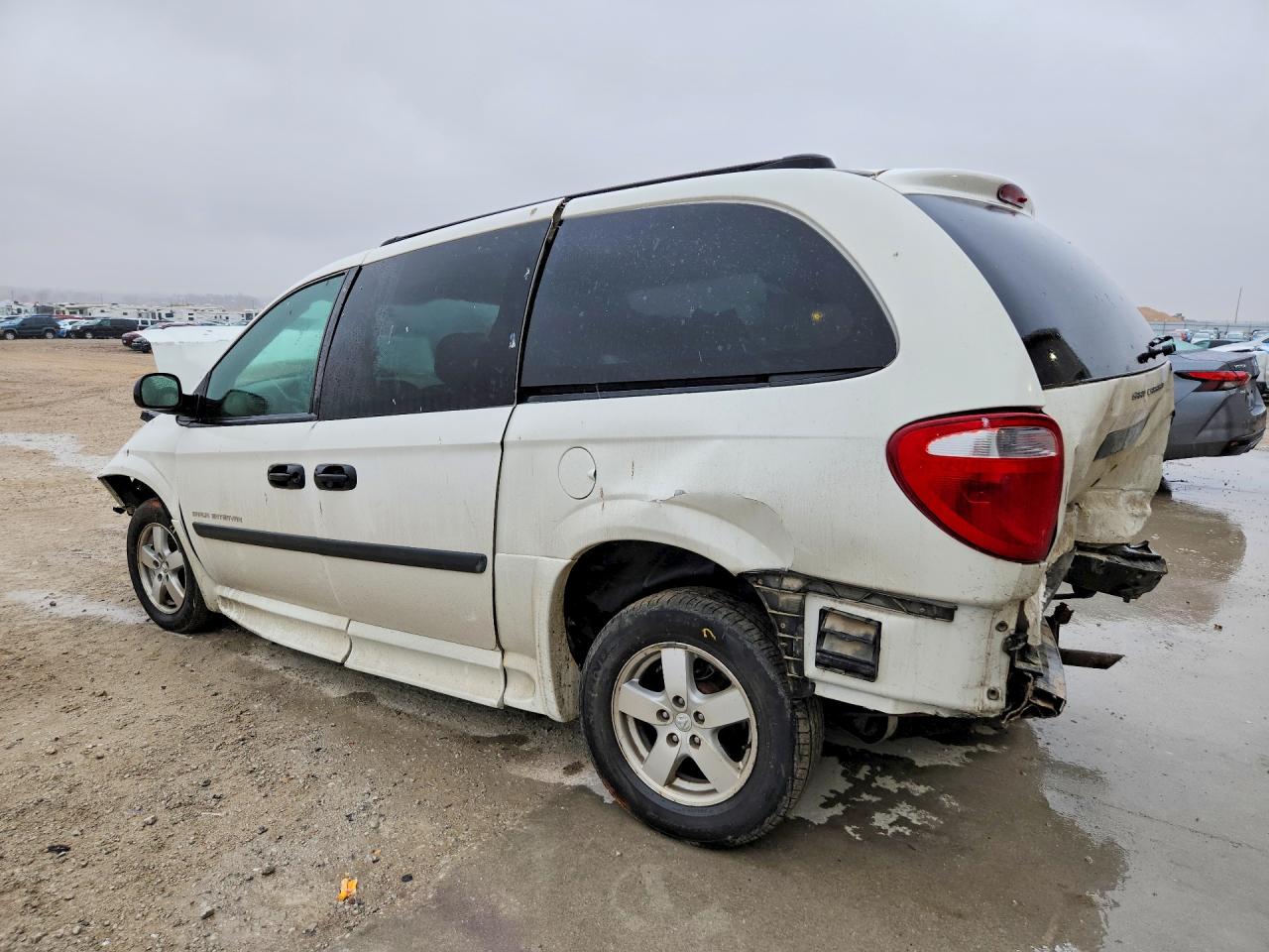 2005 Dodge Grand Caravan Se White vin: 1D4GP24R75B313981
