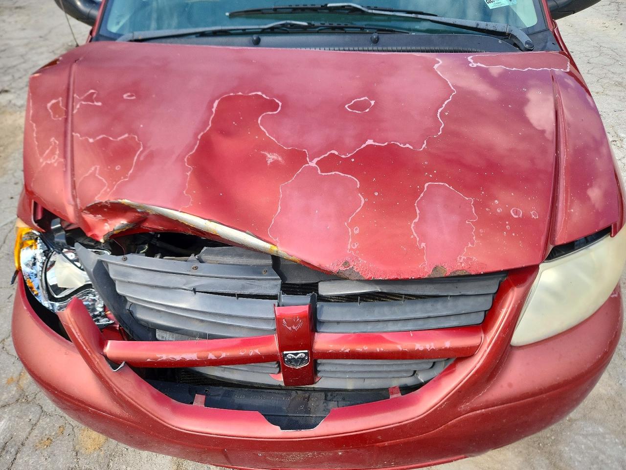 2005 Dodge Grand Caravan Se Maroon vin: 1D4GP24R75B369757