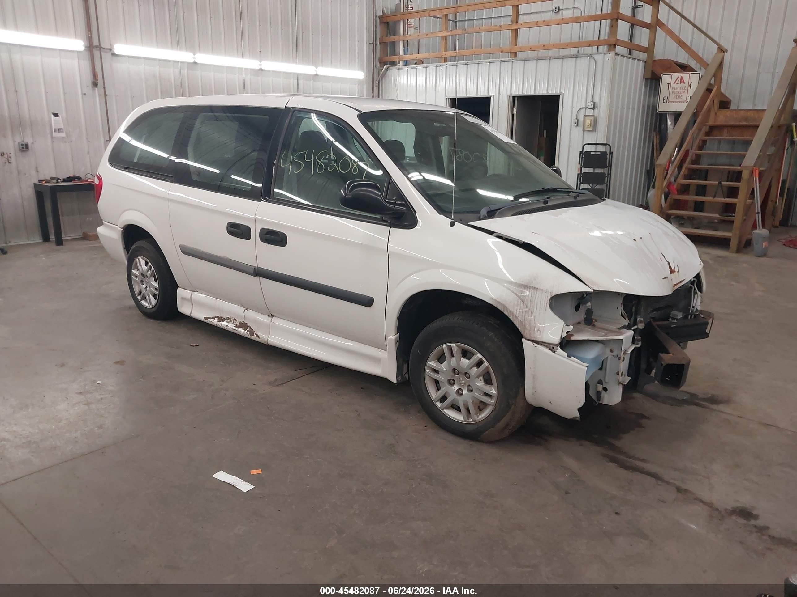 2006 Dodge Grand Caravan Se White vin: 1D4GP24R76B723746