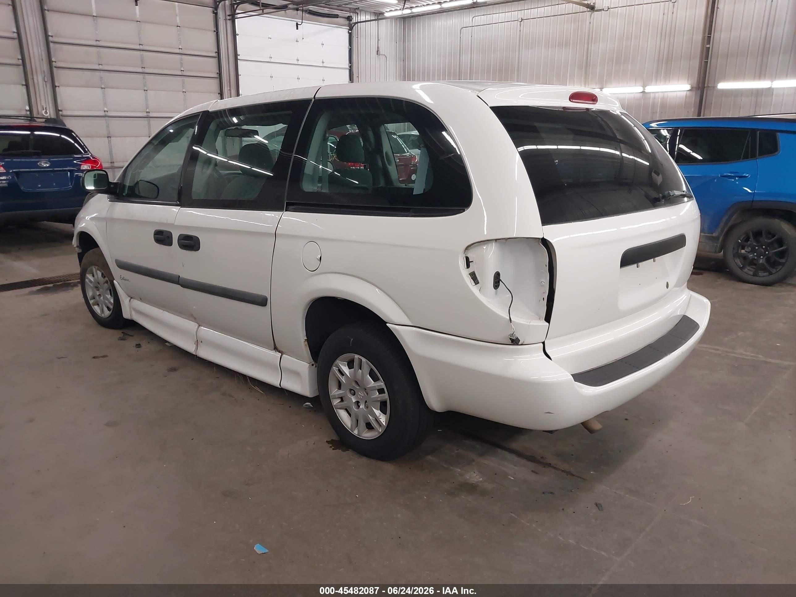 2006 Dodge Grand Caravan Se White vin: 1D4GP24R76B723746