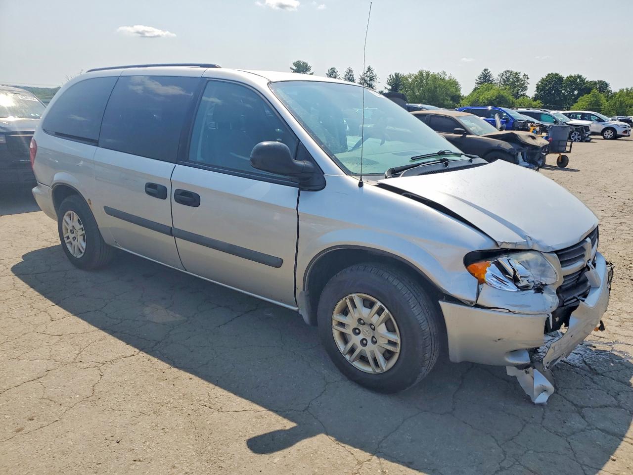 2007 Dodge Grand Caravan Se Silver vin: 1D4GP24R77B134343