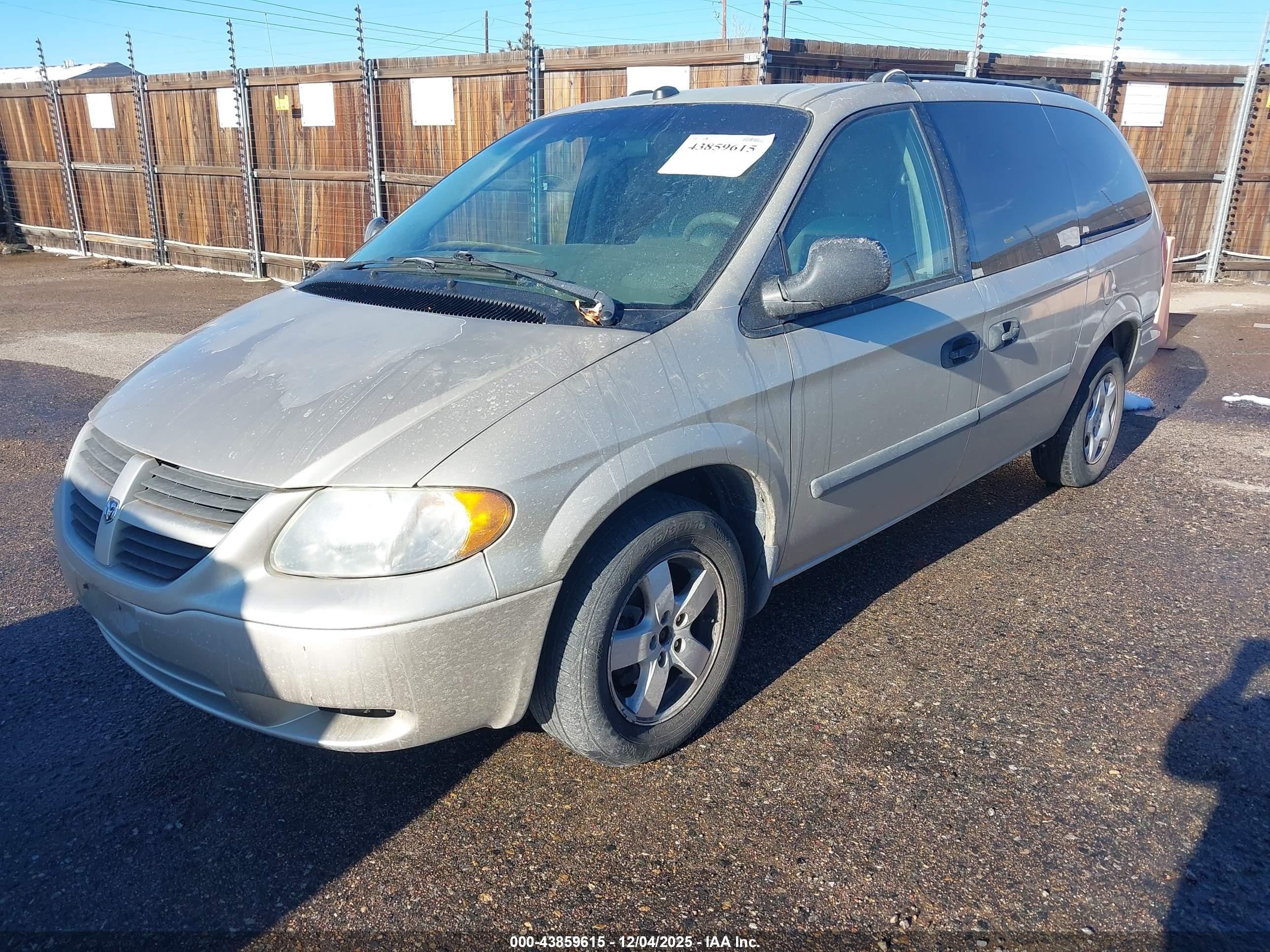 2005 Dodge Grand Caravan Se Gold vin: 1D4GP24R85B288542