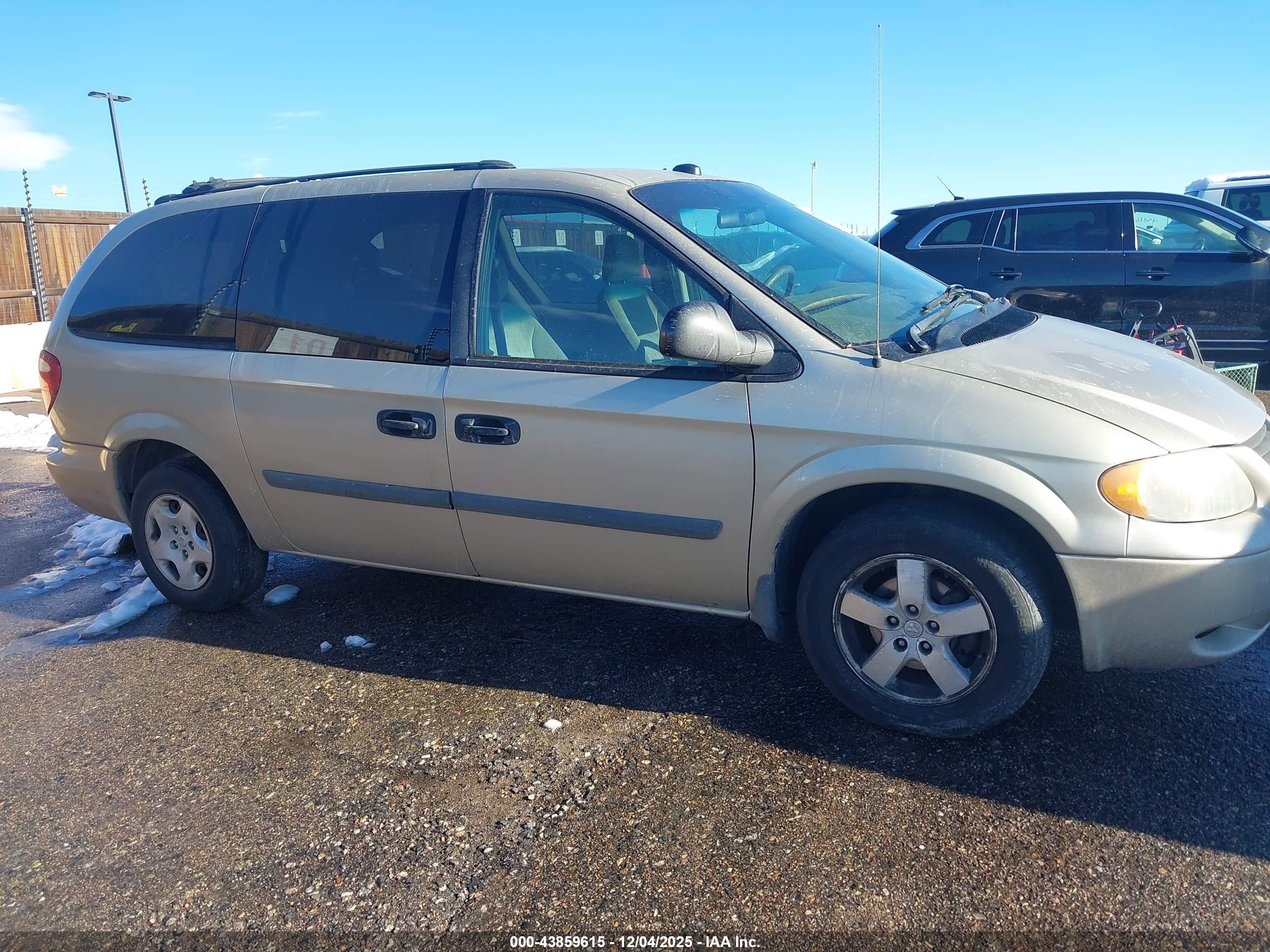 2005 Dodge Grand Caravan Se Gold vin: 1D4GP24R85B288542