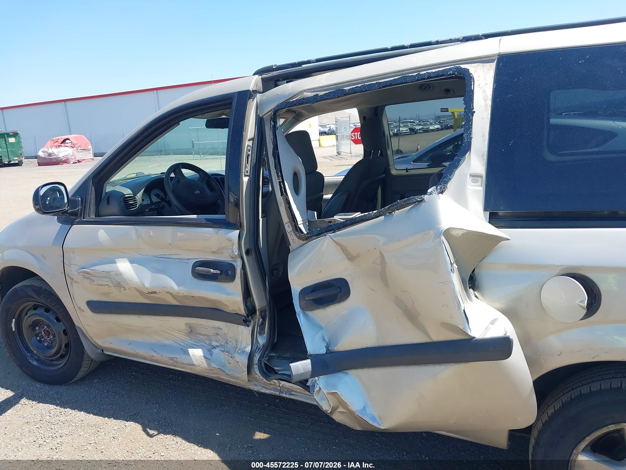 2005 Dodge Caravan Se Gold vin: 1D4GP24R85B331535
