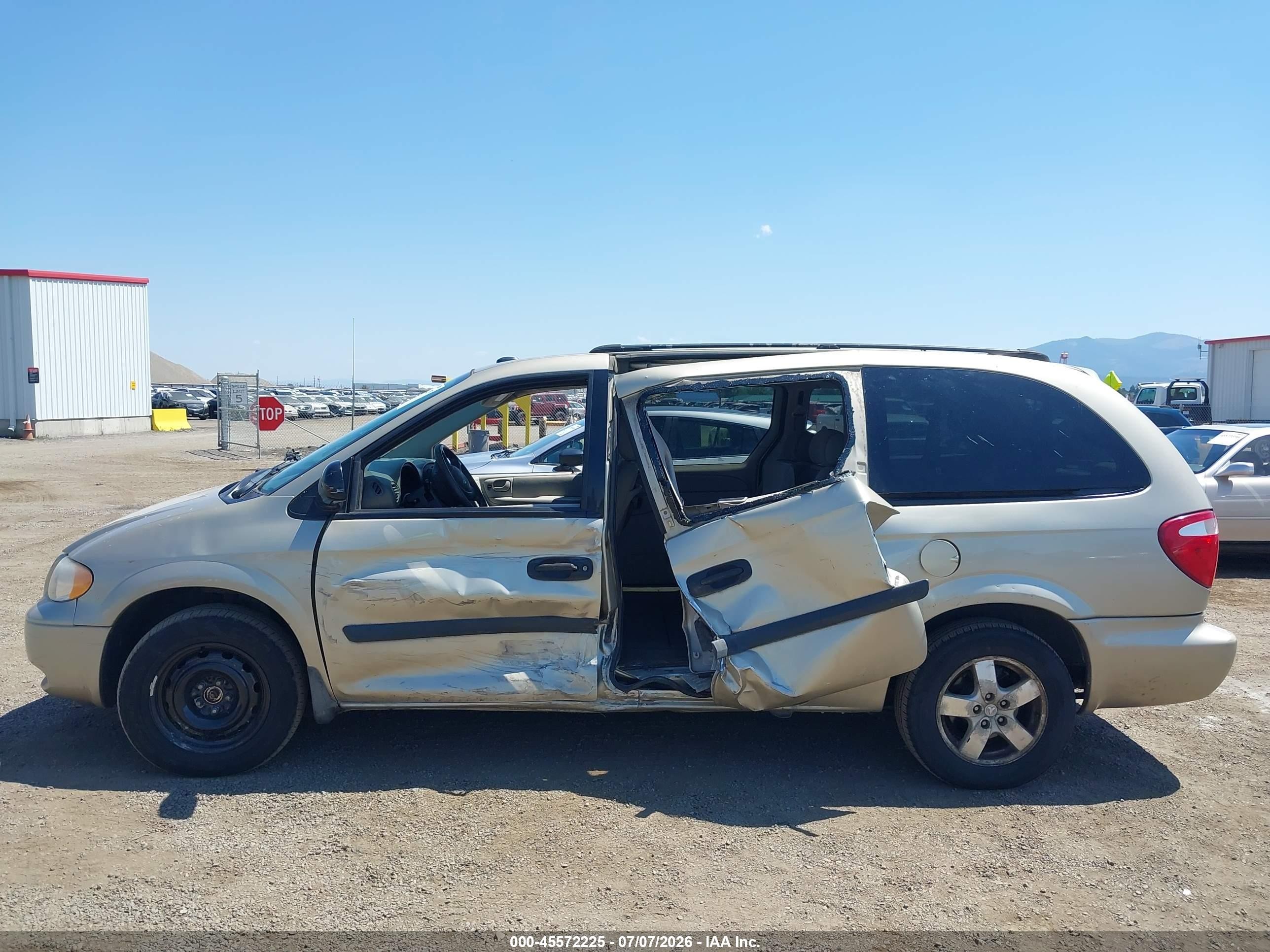2005 Dodge Caravan Se Gold vin: 1D4GP24R85B331535