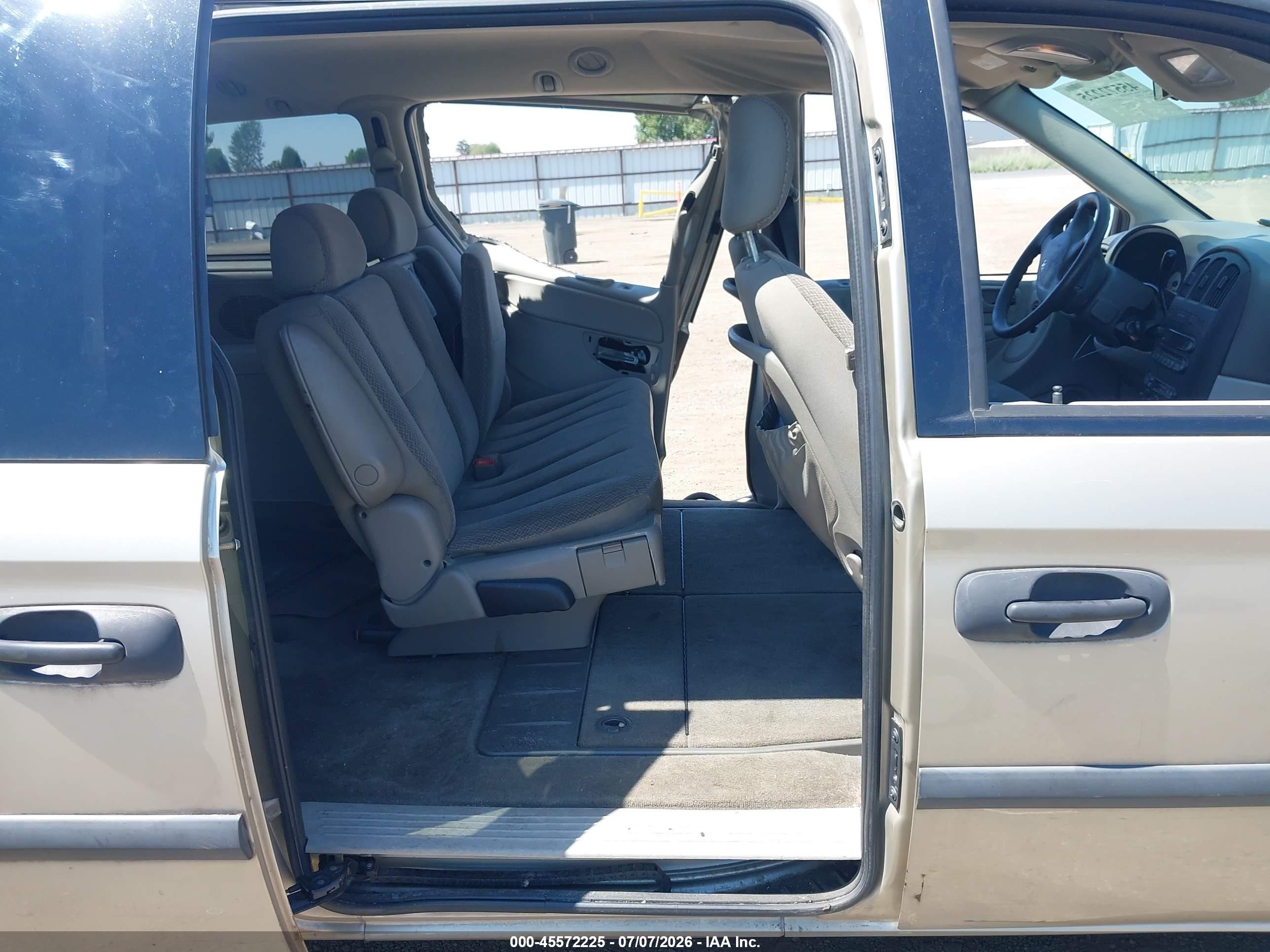 2005 Dodge Caravan Se Gold vin: 1D4GP24R85B331535