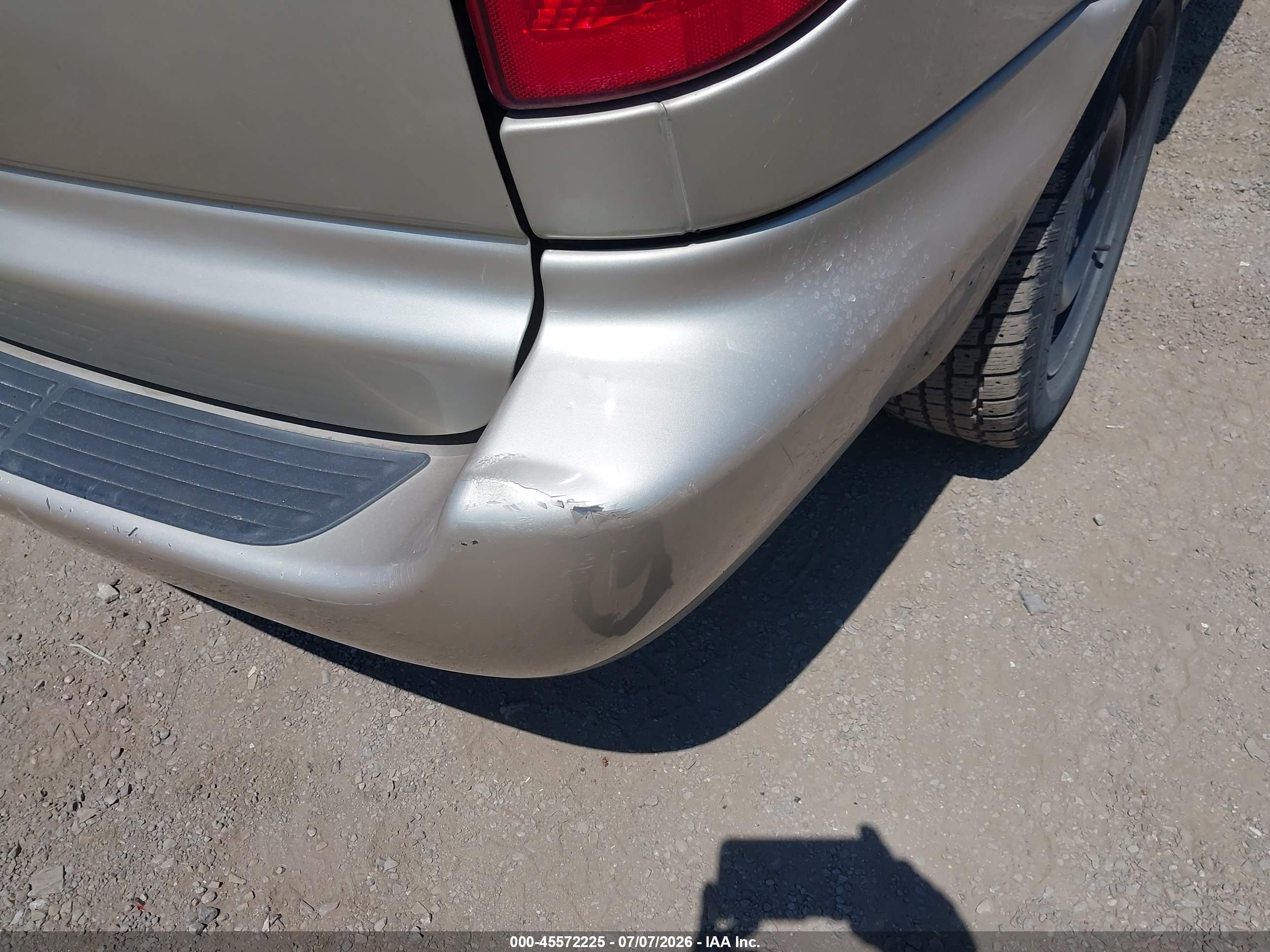 2005 Dodge Caravan Se Gold vin: 1D4GP24R85B331535