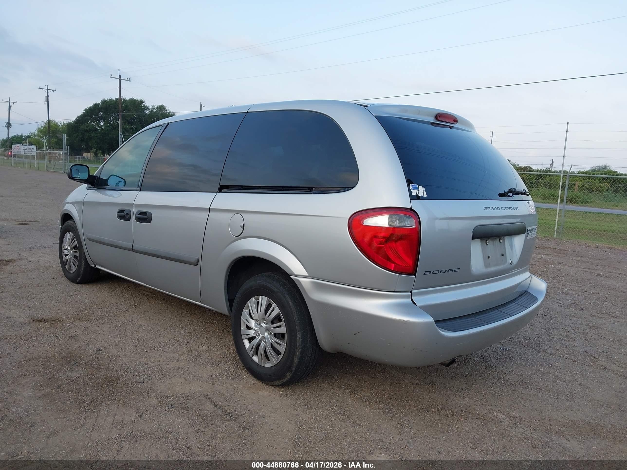 2006 Dodge Grand Caravan Se Red vin: 1D4GP24R86B719513