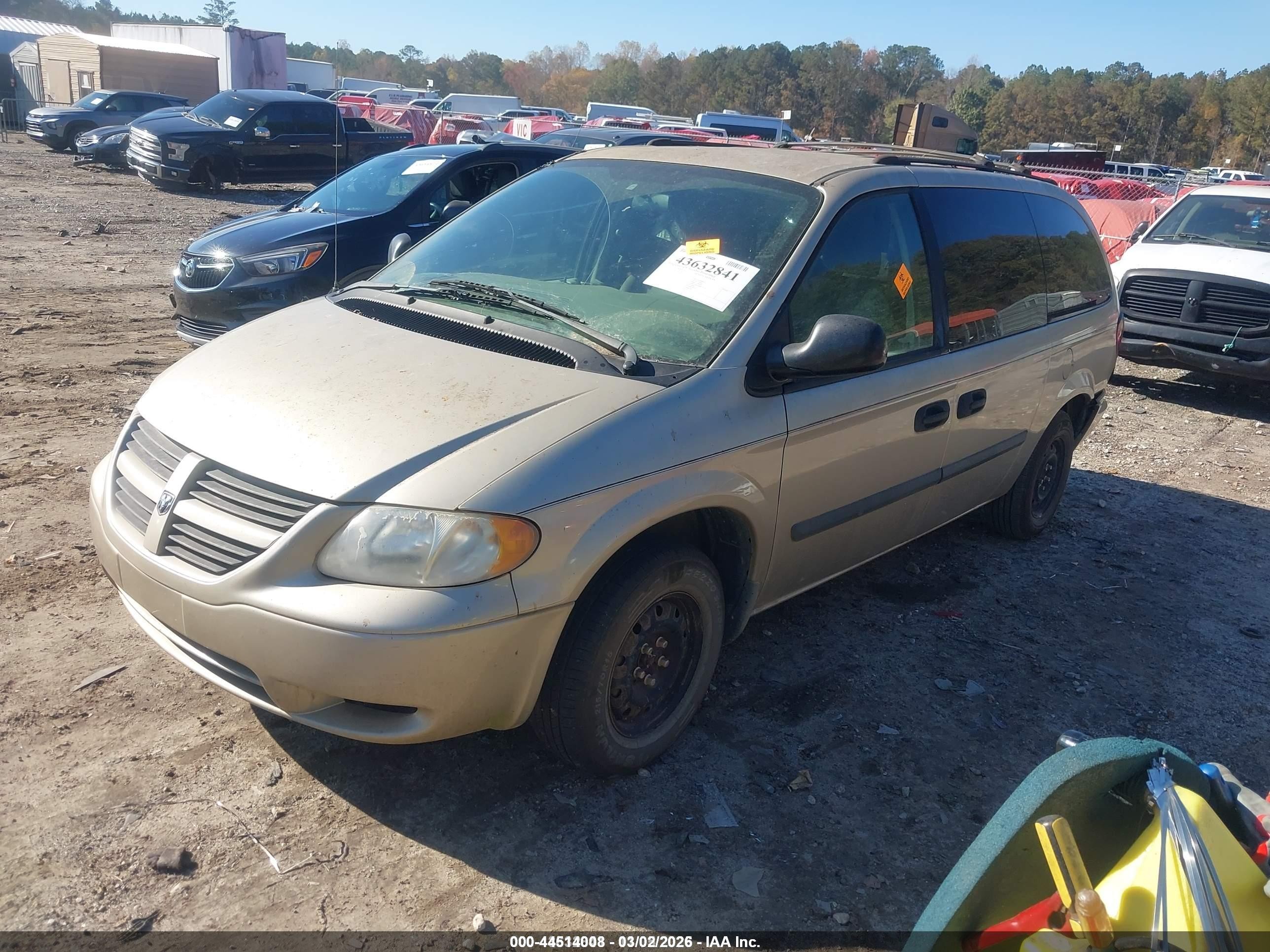 2005 Dodge Grand Caravan Se Gold vin: 1D4GP24R95B342804