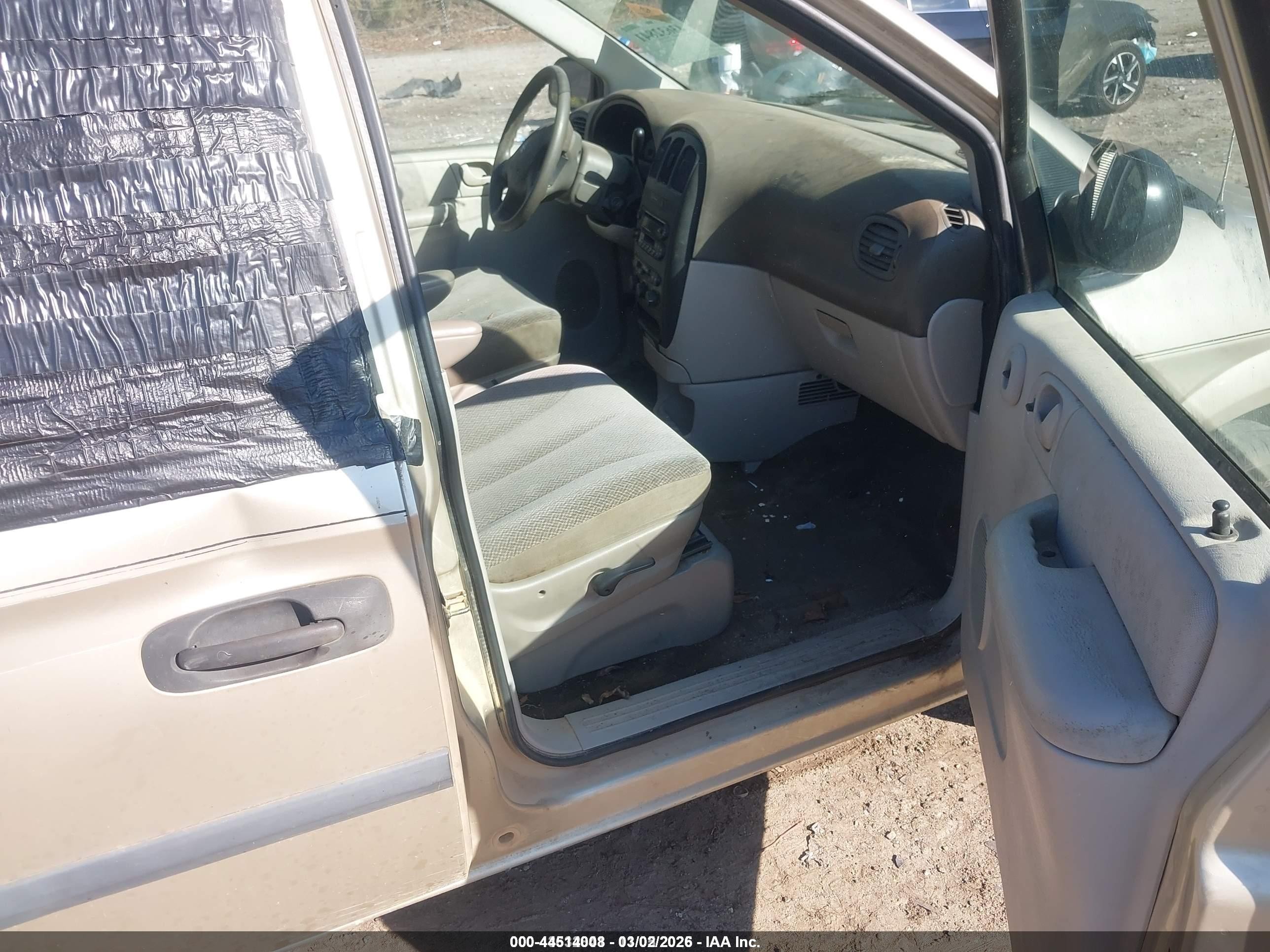 2005 Dodge Grand Caravan Se Gold vin: 1D4GP24R95B342804