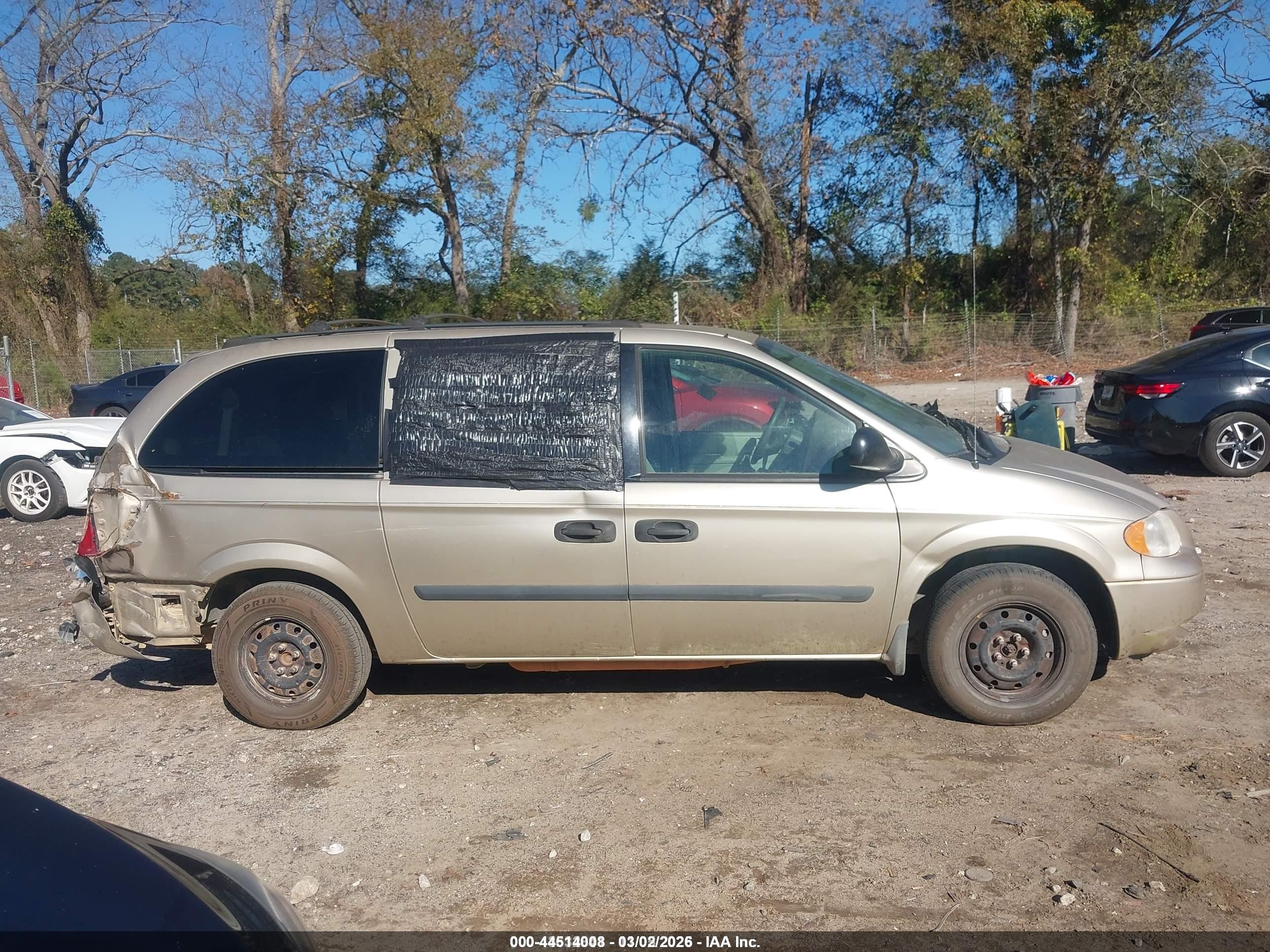 2005 Dodge Grand Caravan Se Gold vin: 1D4GP24R95B342804