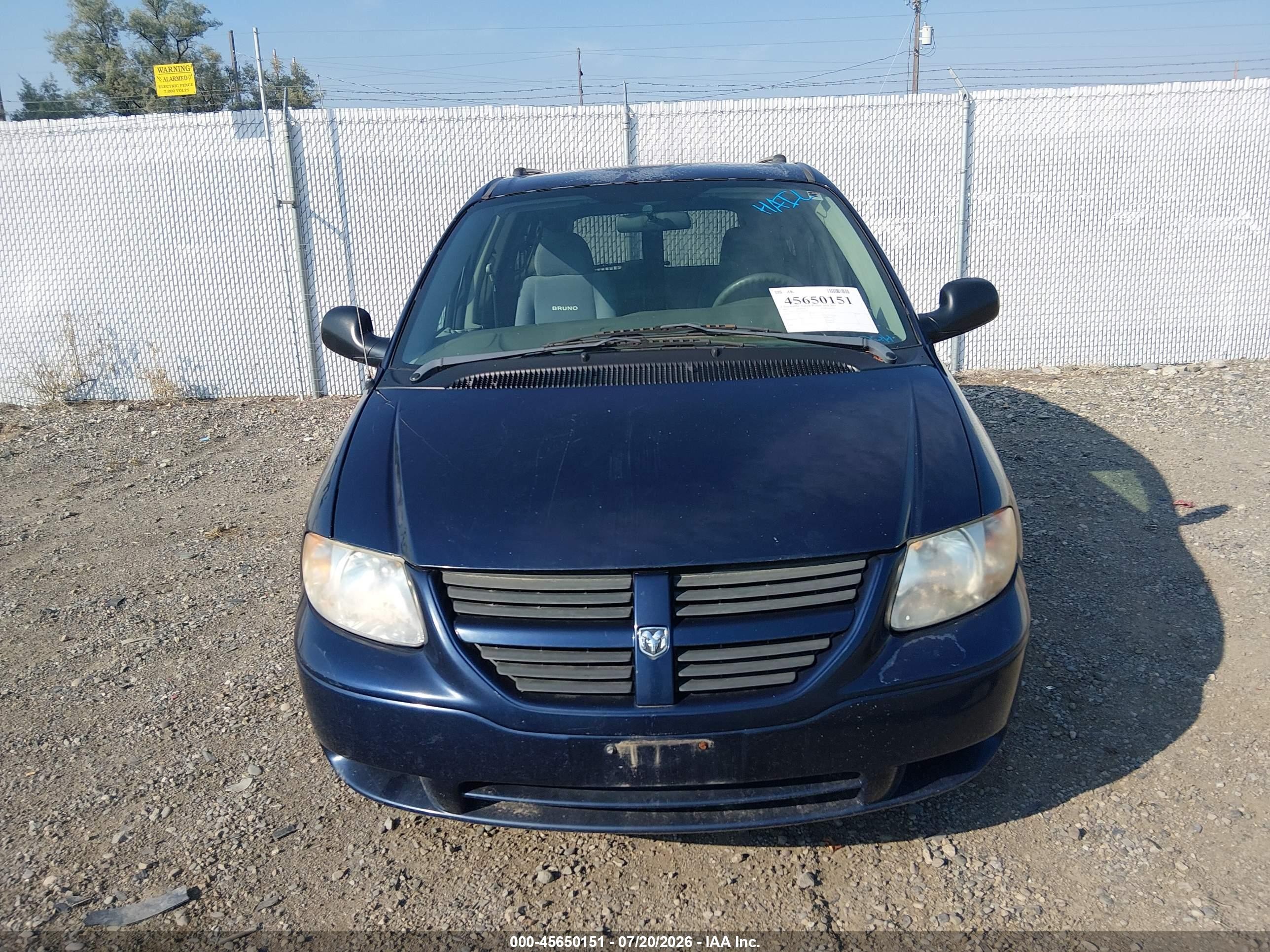 2005 Dodge Caravan Se Blue vin: 1D4GP24RX5B189270