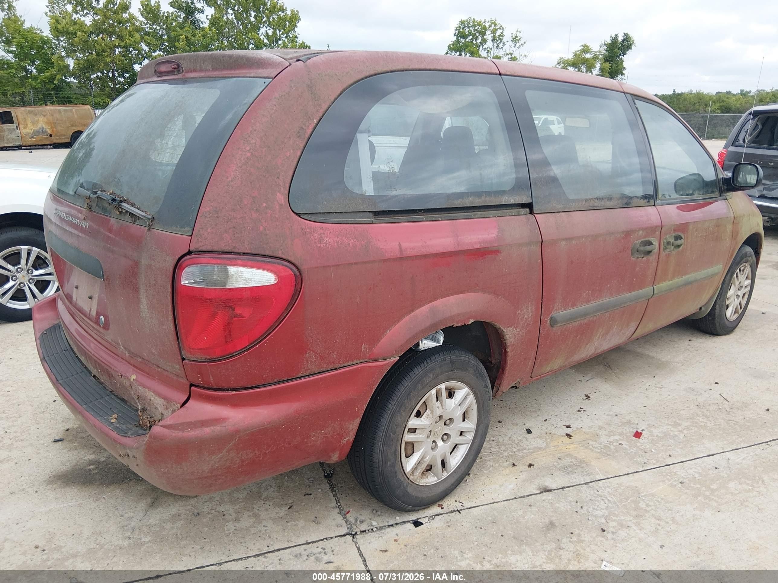 2005 Dodge Grand Caravan Se Red vin: 1D4GP24RX5B220131