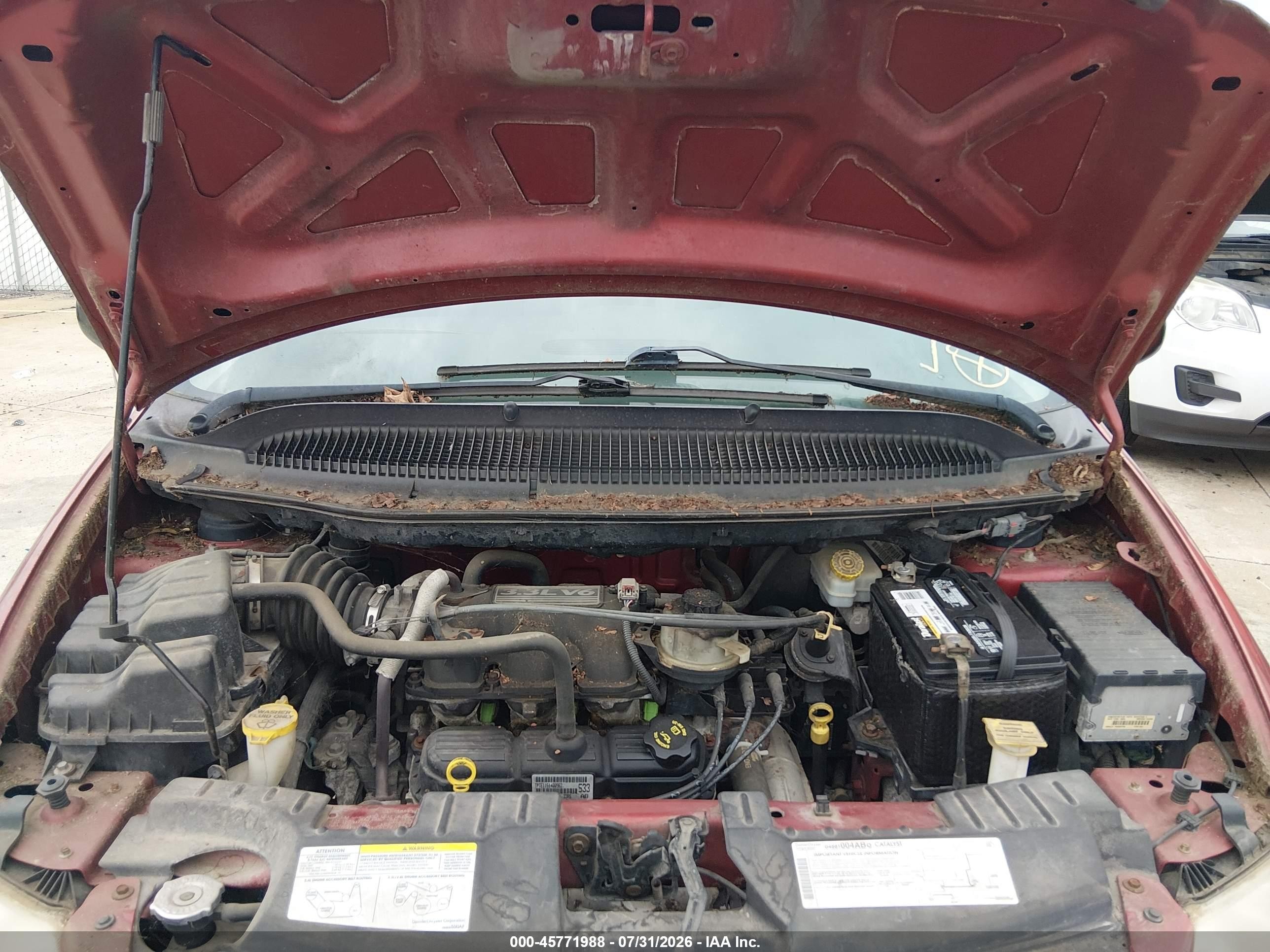 2005 Dodge Grand Caravan Se Red vin: 1D4GP24RX5B220131