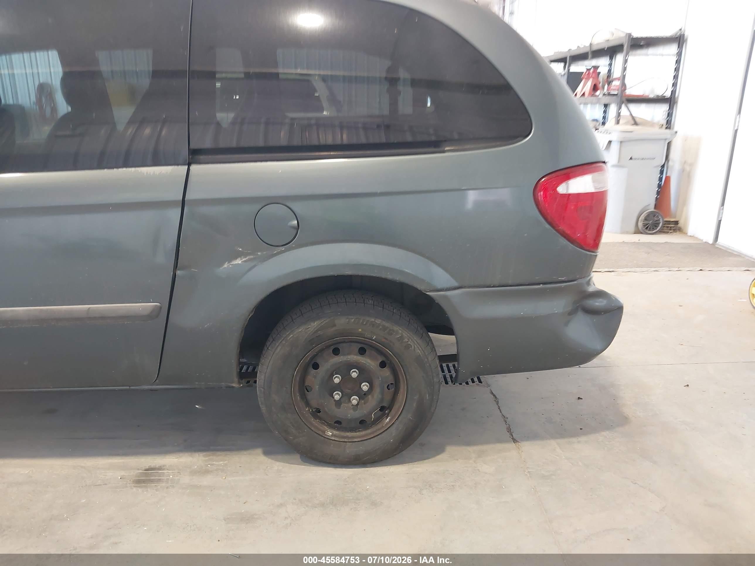 2005 Dodge Caravan Se Green vin: 1D4GP24RX5B272374