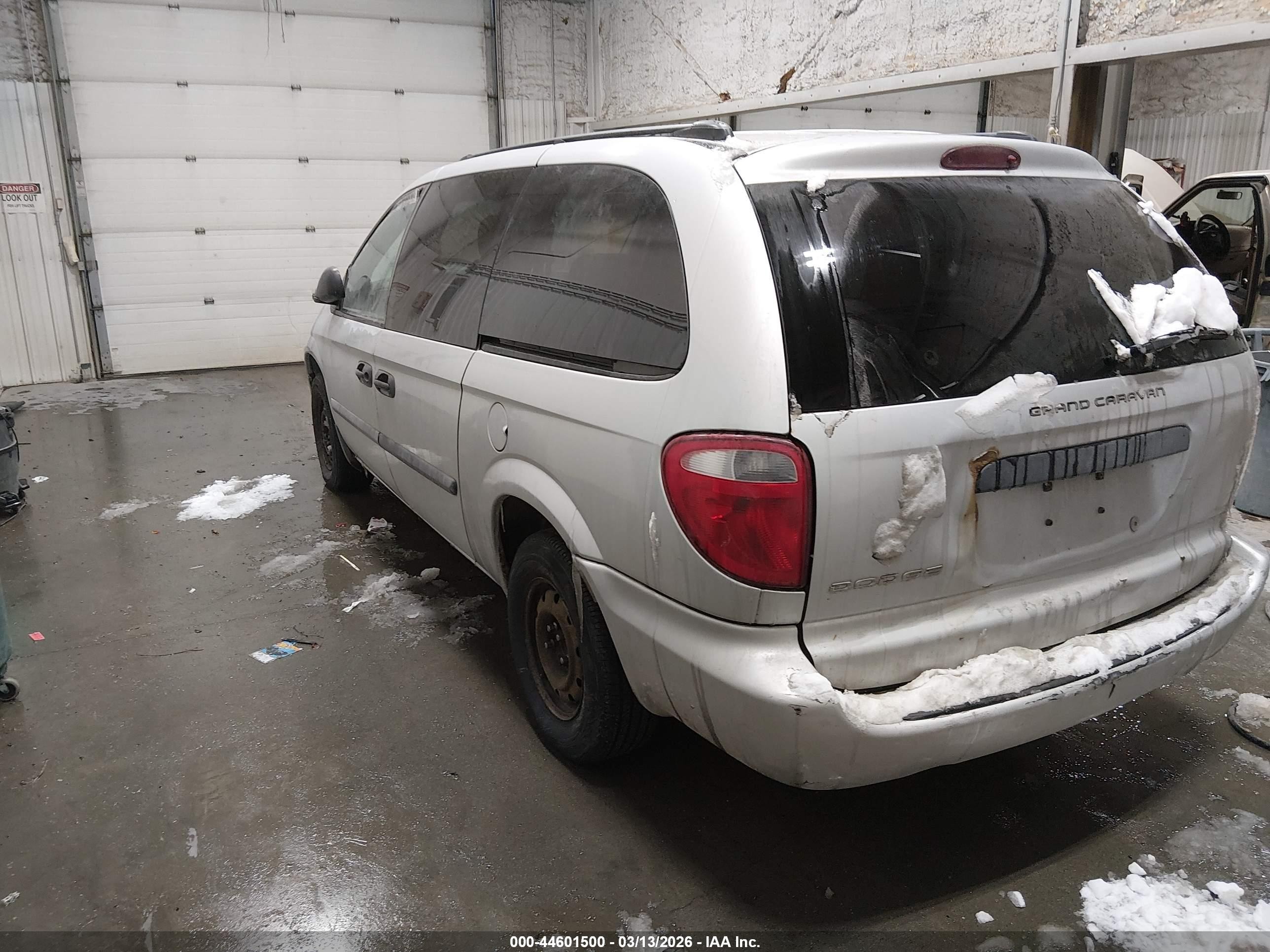 2005 Dodge Grand Caravan Se Silver vin: 1D4GP24RX5B362091